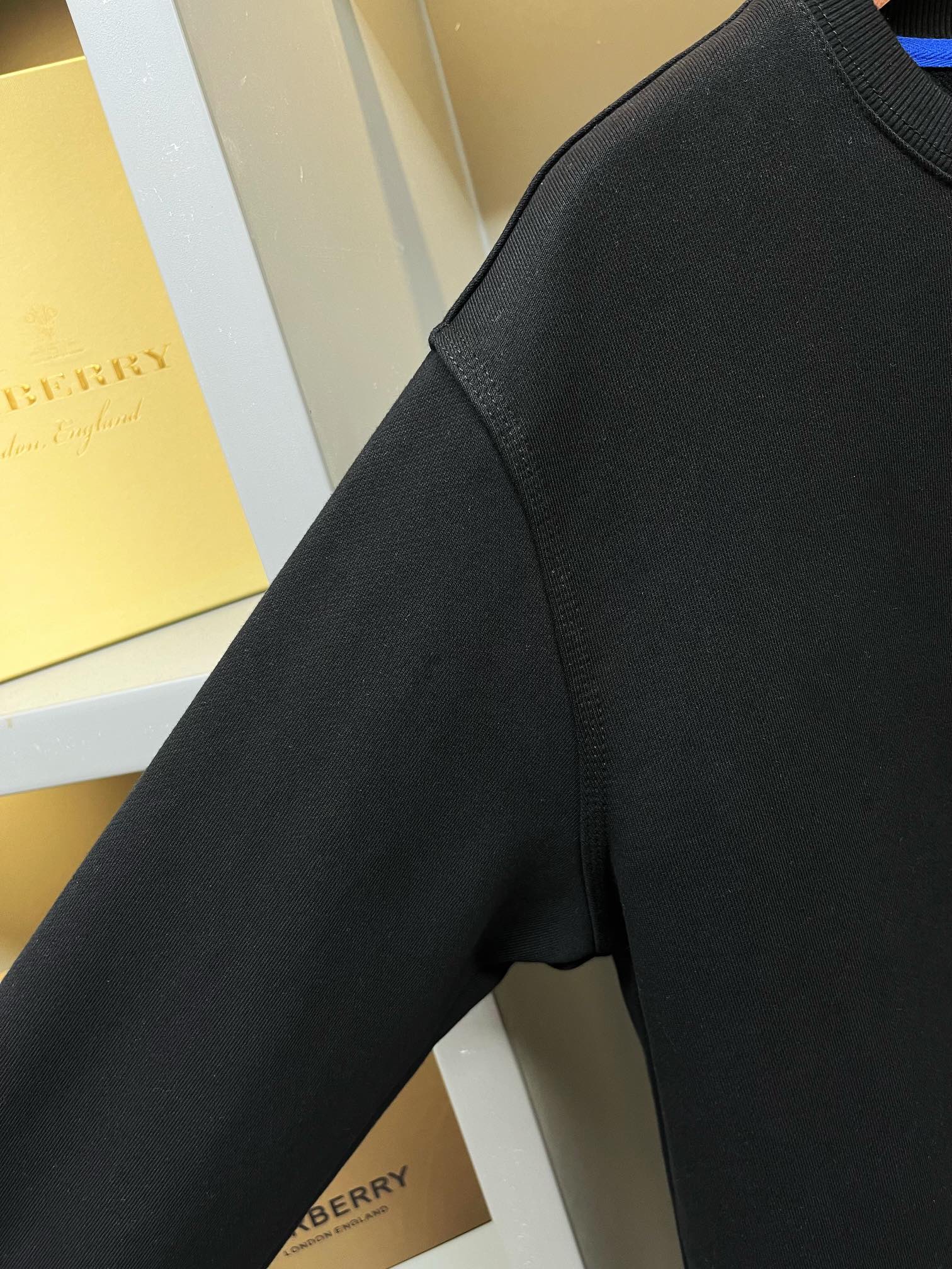 Burberry Unisex Sweatshirt Size S-XXL