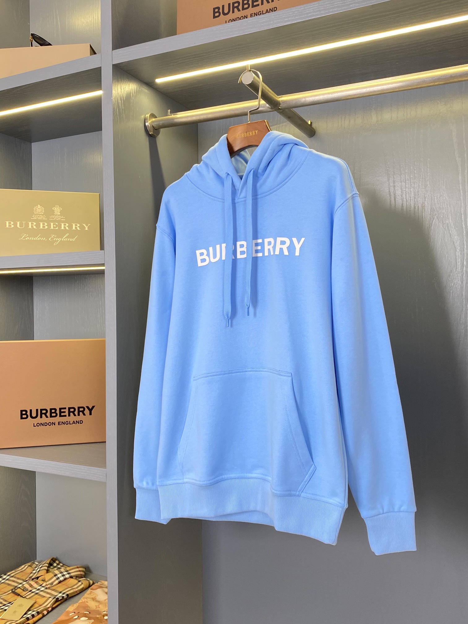 Burberry Unisex Sweatshirt Size S-XXL
