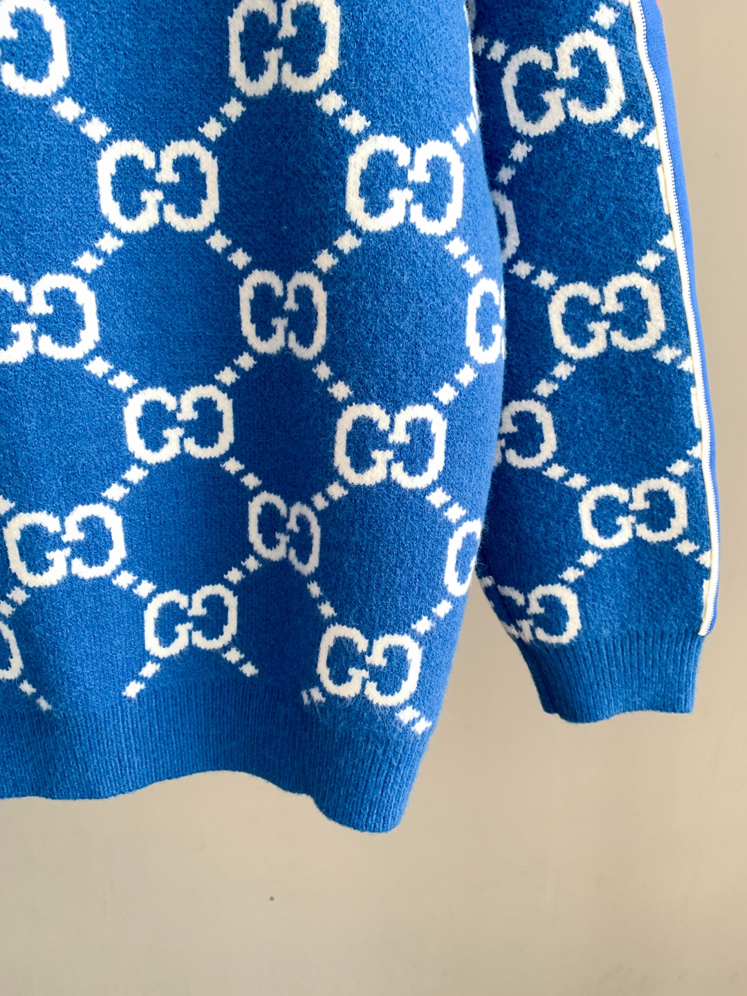 Gucci Unisex Sweatshirt Size S-XXL