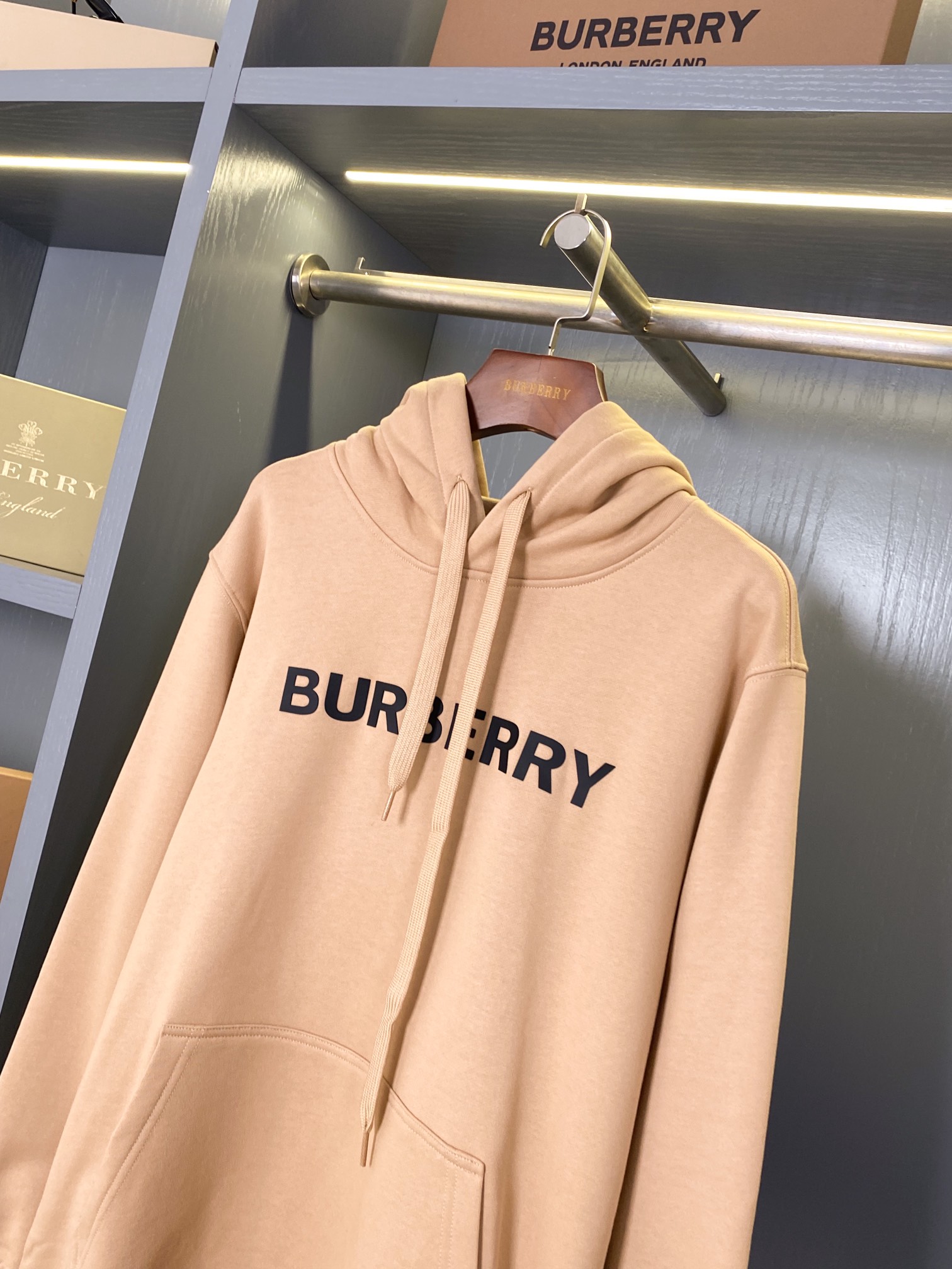Burberry Unisex Sweatshirt Size S-XXL