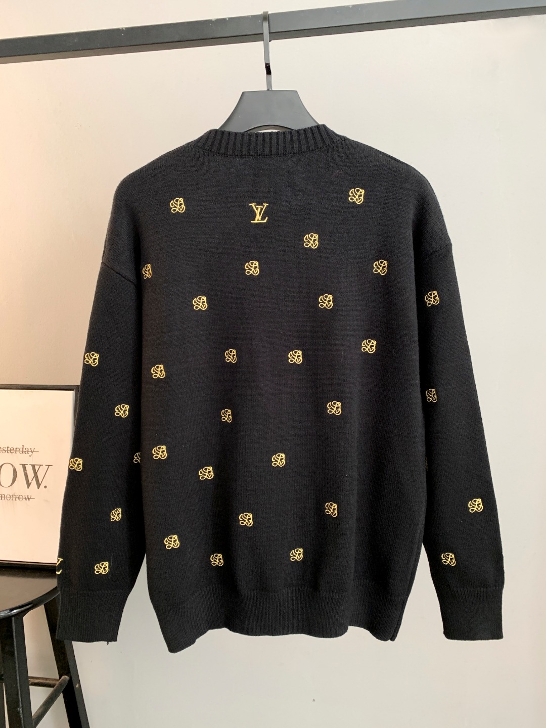 Louis Vuitton Unisex Sweatshirt Size S-XXL
