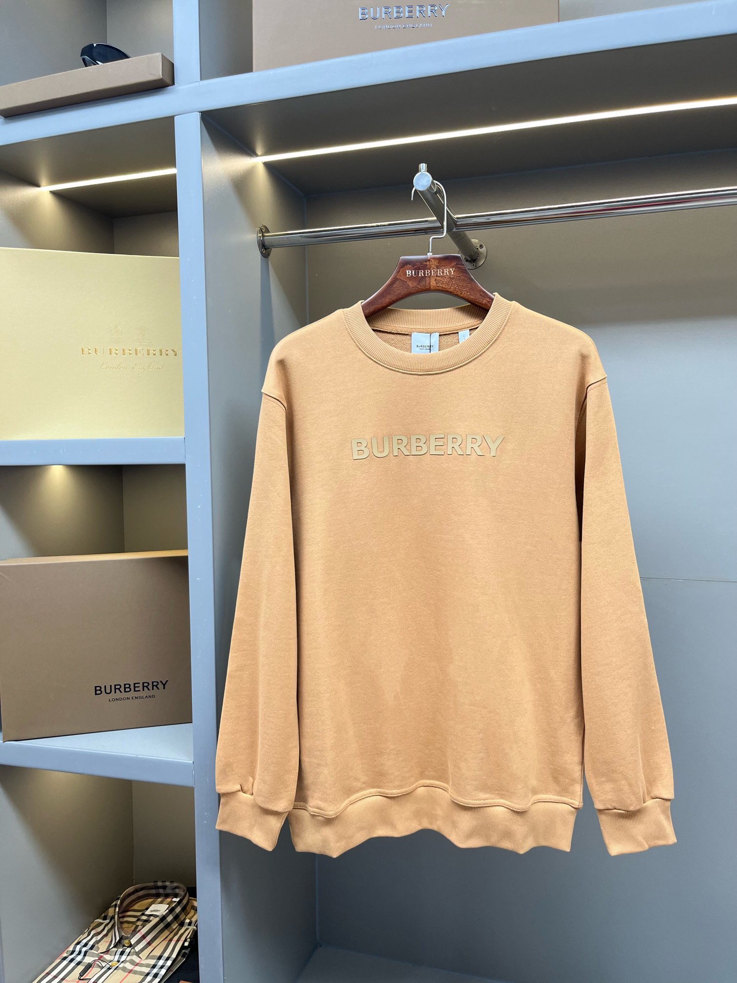 Burberry Unisex Sweatshirt Size S-XXL