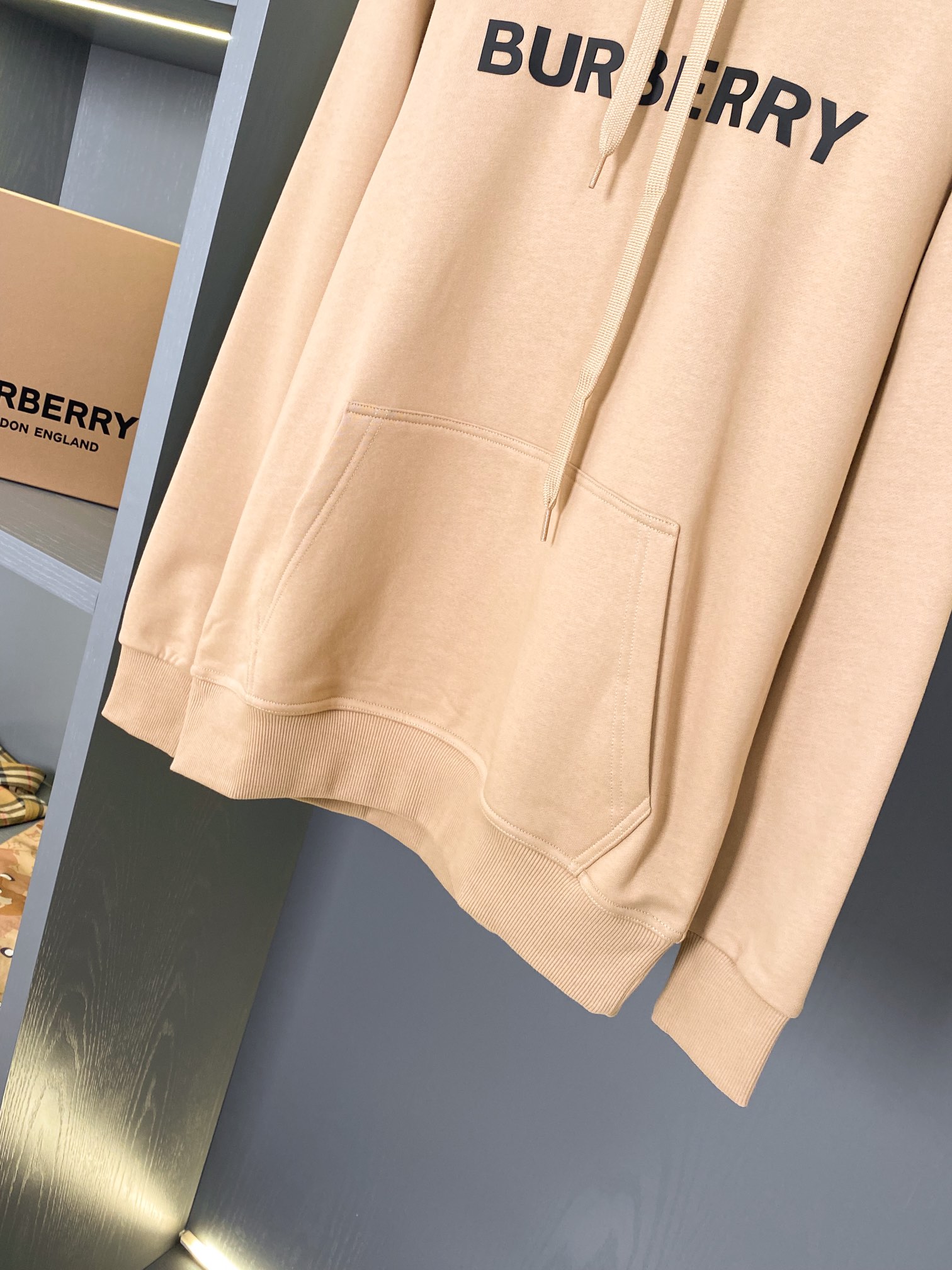 Burberry Unisex Sweatshirt Size S-XXL