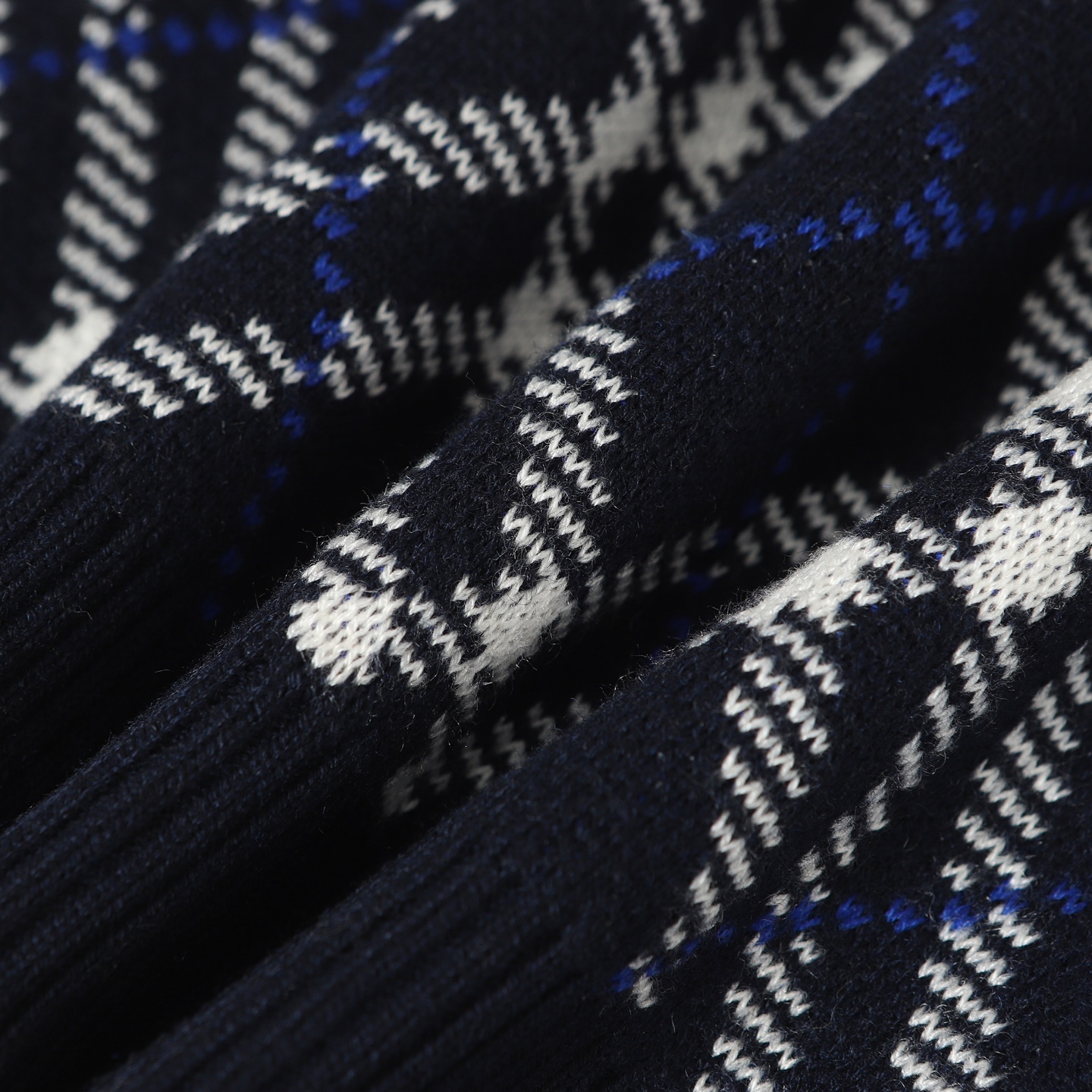 Burberry Unisex Sweatshirt Size S-L