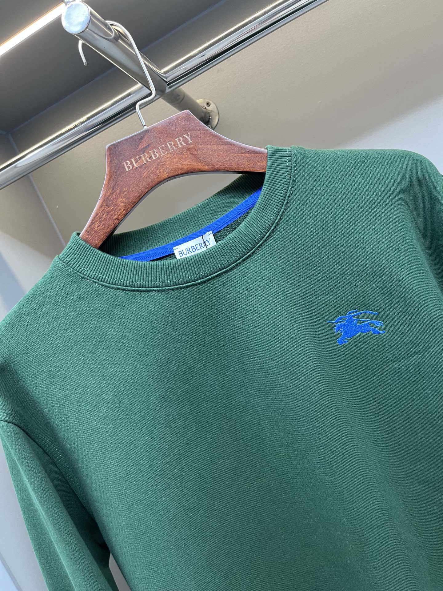 Burberry Unisex Sweatshirt Size S-XXL