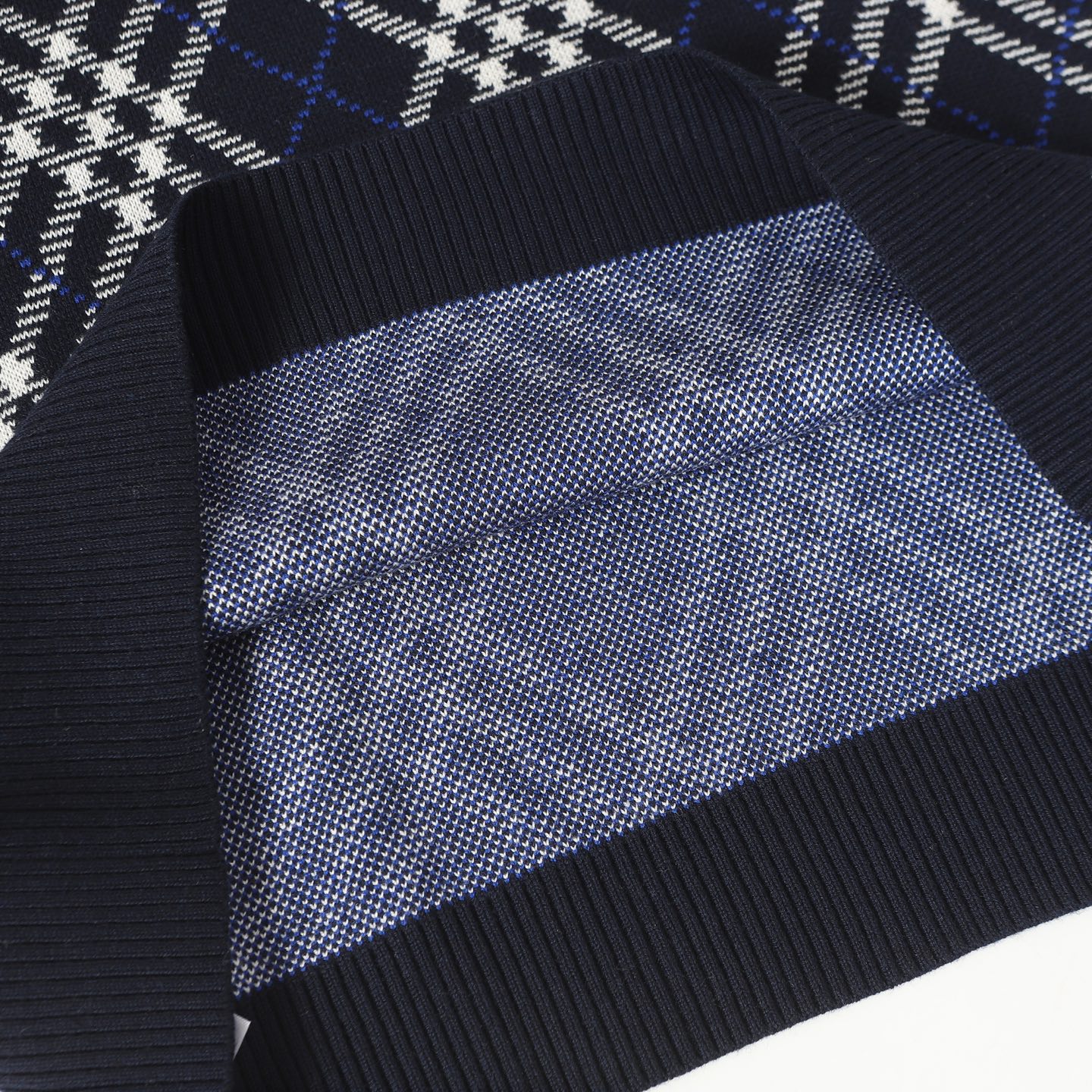 Burberry Unisex Sweatshirt Size S-L