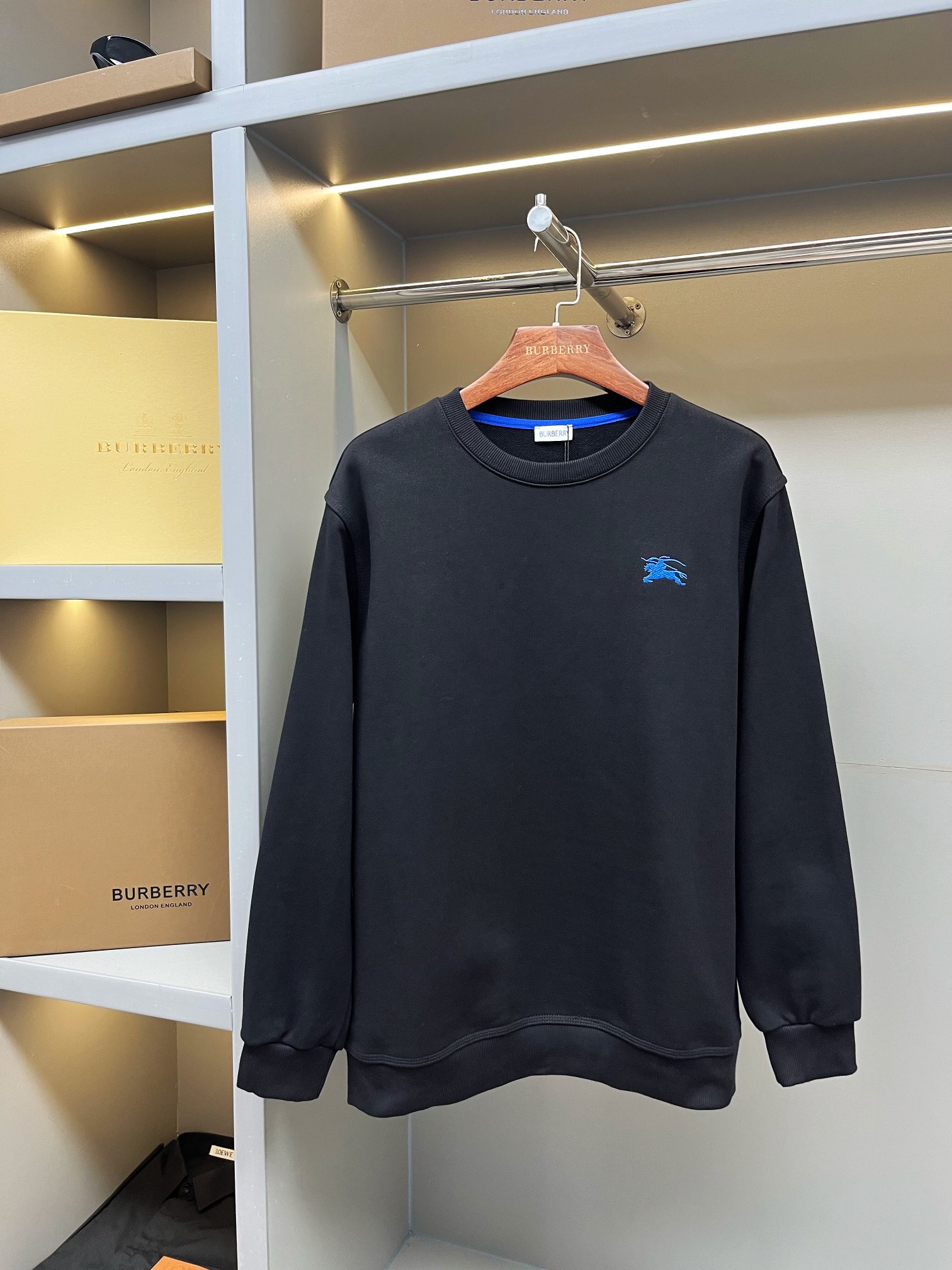 Burberry Unisex Sweatshirt Size S-XXL