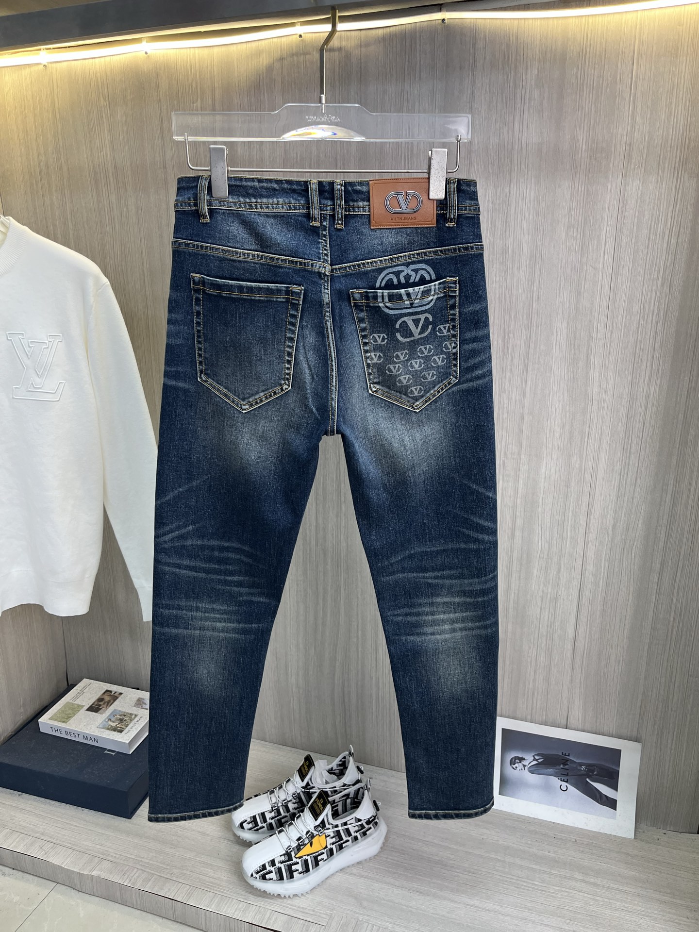 Valentino Jeans Men Size 28-38