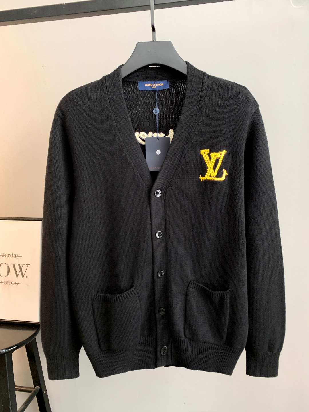 Louis Vuitton Unisex Sweatshirt Size S-XXL