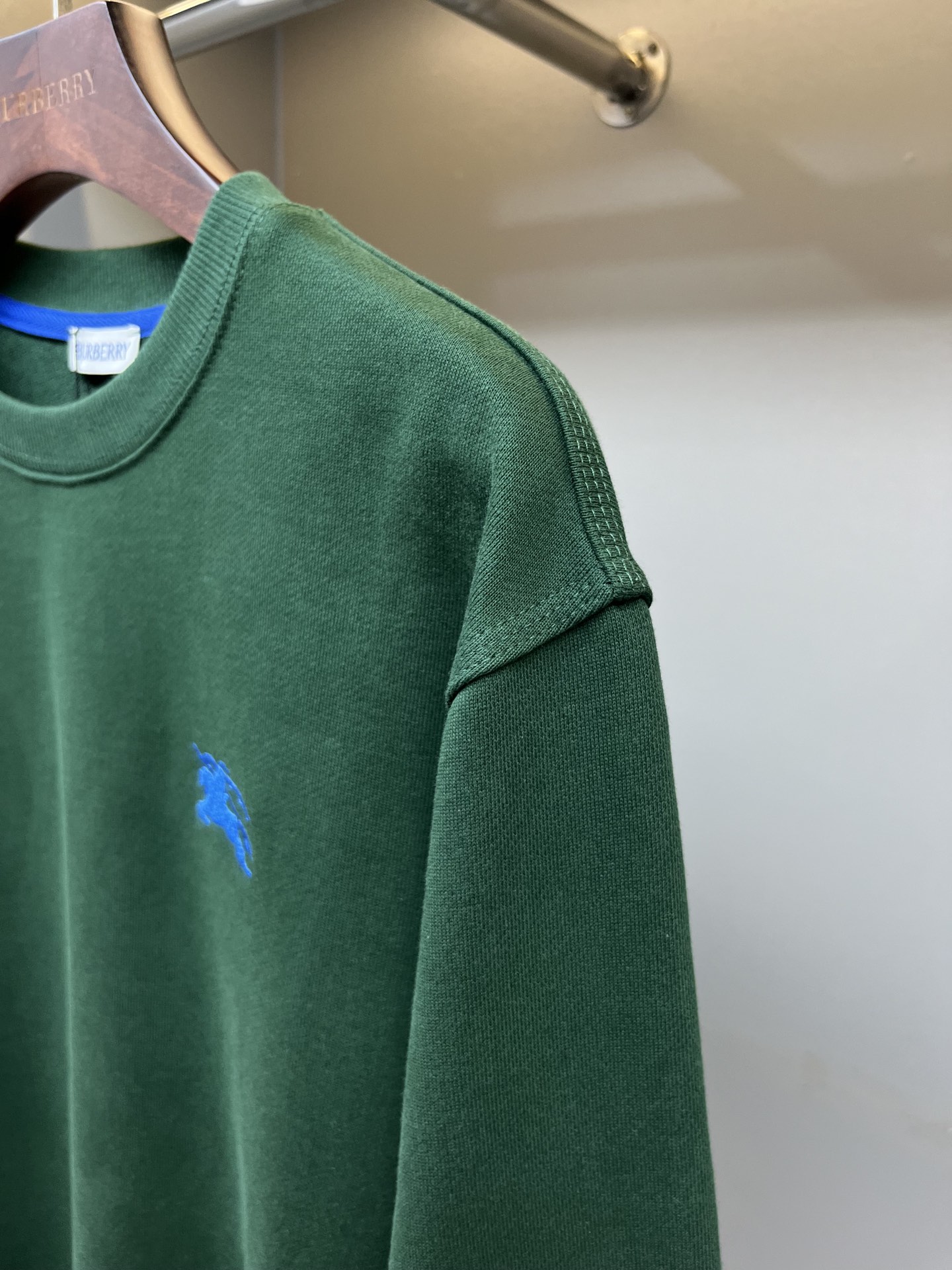 Burberry Unisex Sweatshirt Size S-XXL