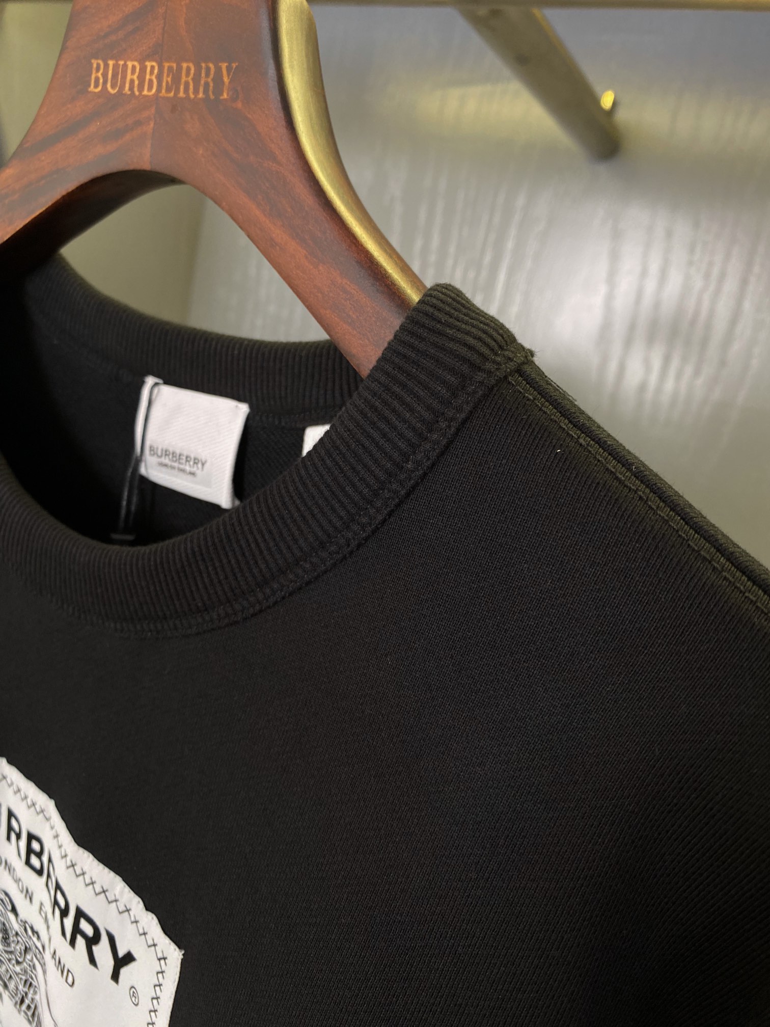 Burberry Unisex Sweatshirt Size S-XXL