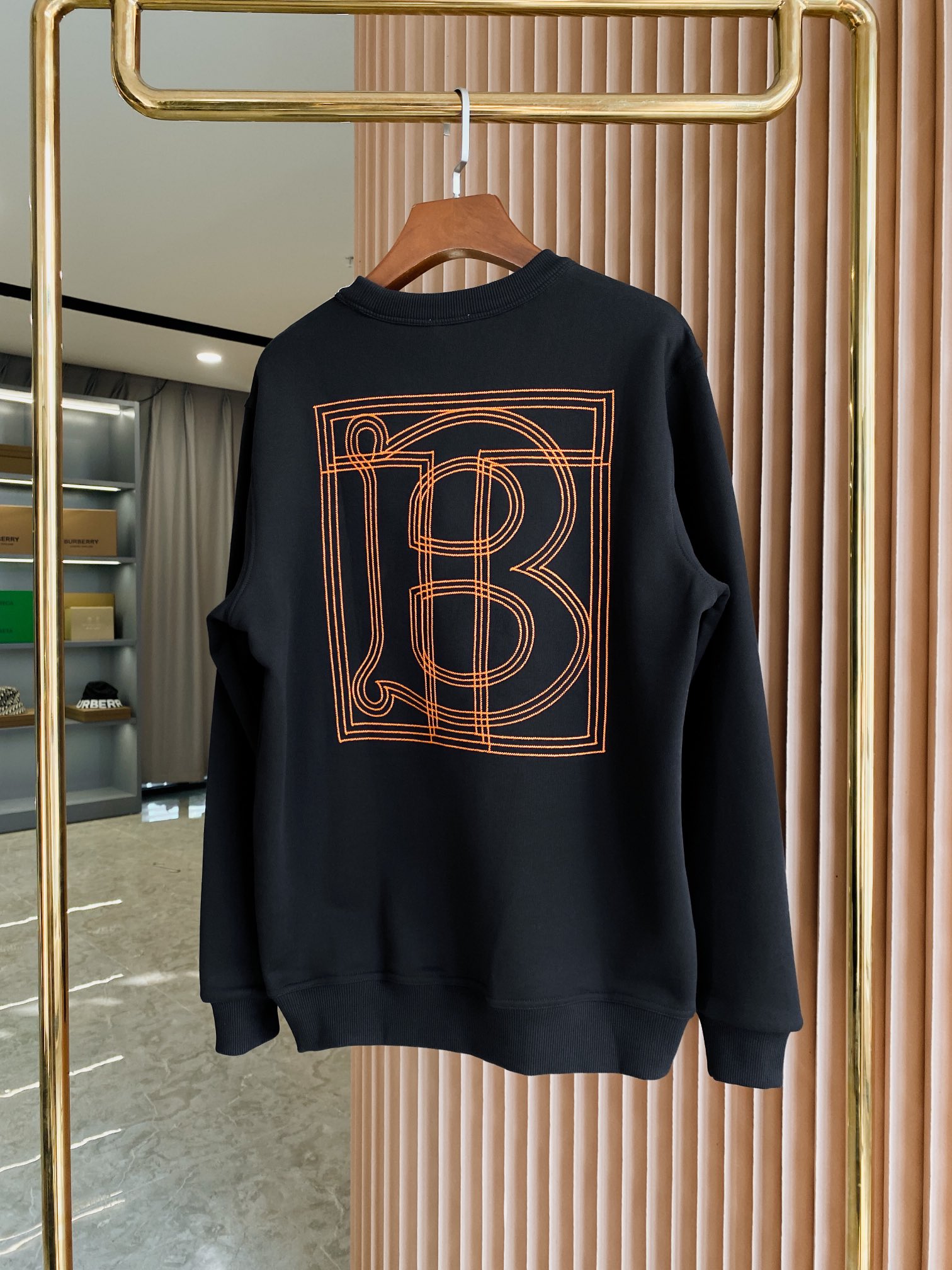 Burberry Unisex Sweatshirt Size S-XXL