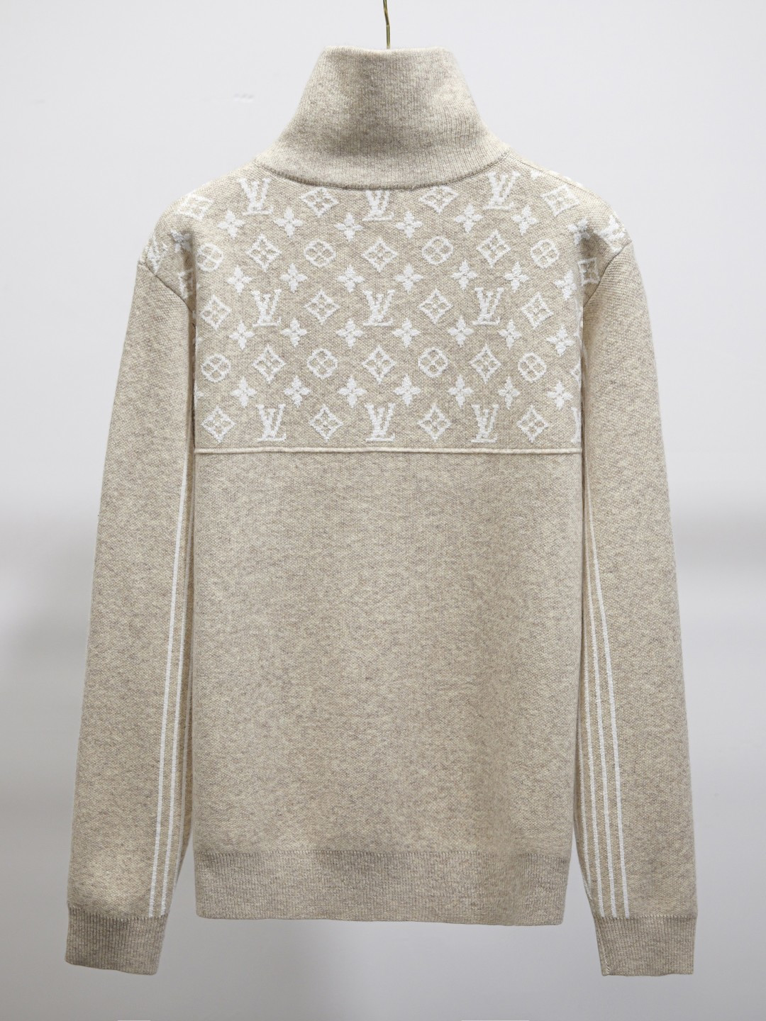 Louis Vuitton Unisex Sweatshirt Size S-XL