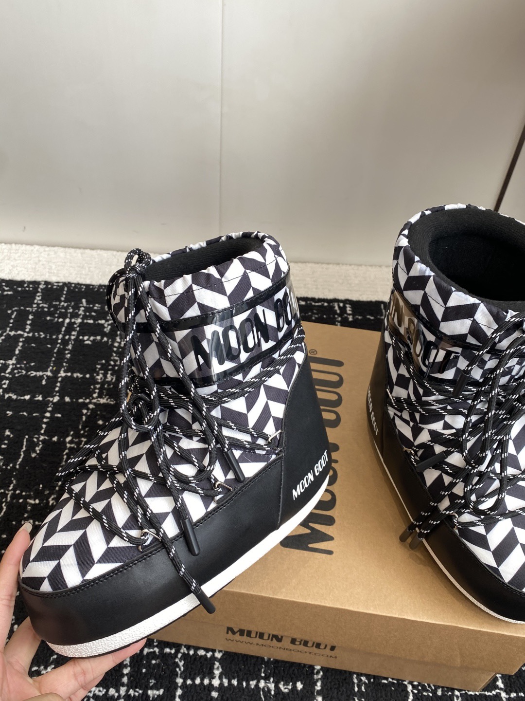 MOON BOOT 25ss Boots Women Size 36-41