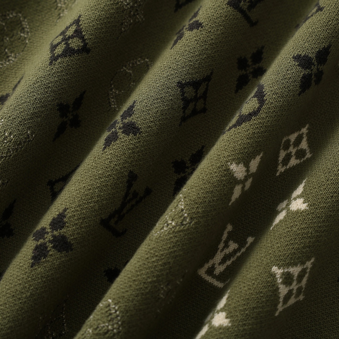 Louis Vuitton Unisex Sweatshirt Size S-XL