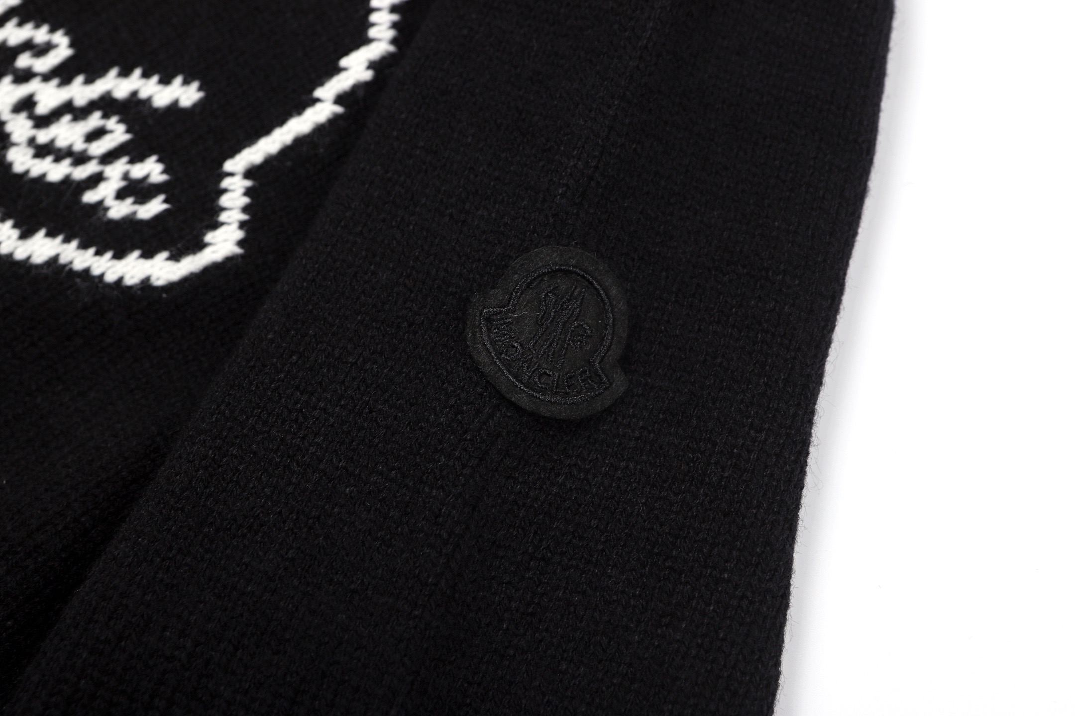 Moncler Unisex Sweatshirt Size S-XL