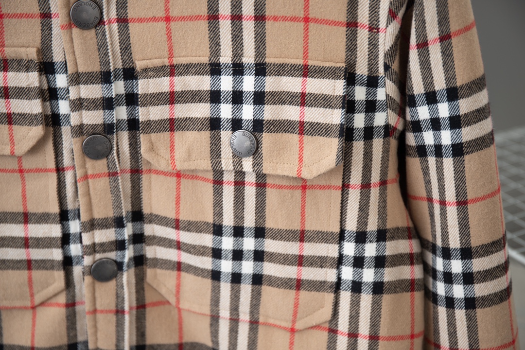 Burberry Unisex Jacket Size XS-L