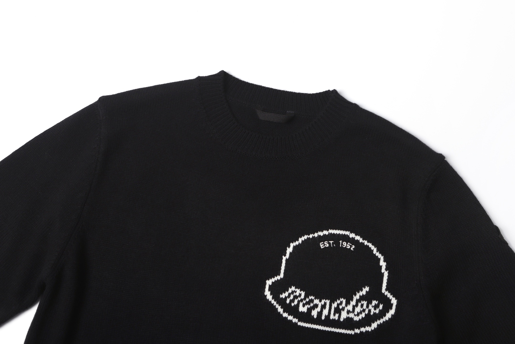 Moncler Unisex Sweatshirt Size S-XL