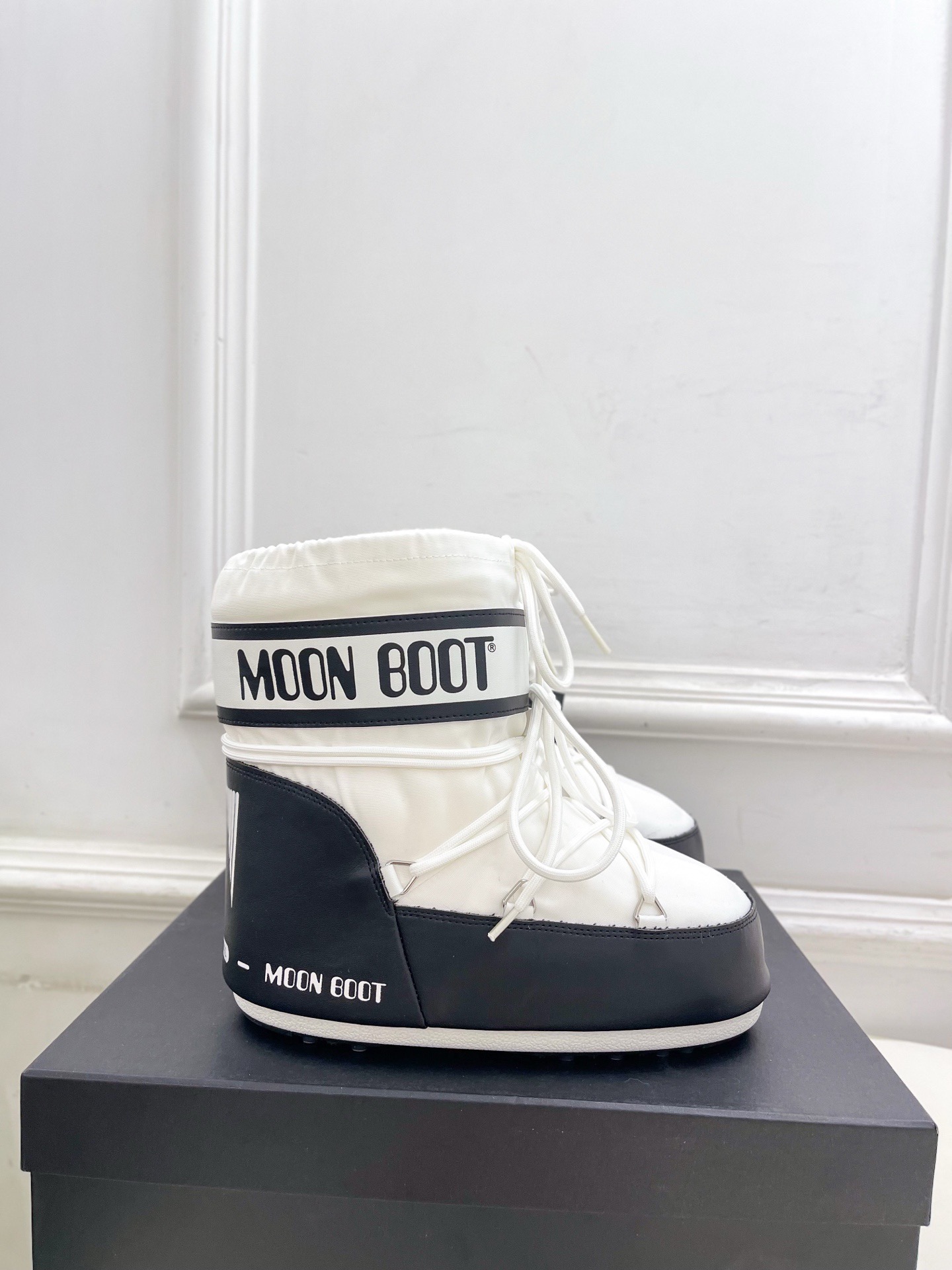 MOON BOOT 25ss Boots Women Size 36-41