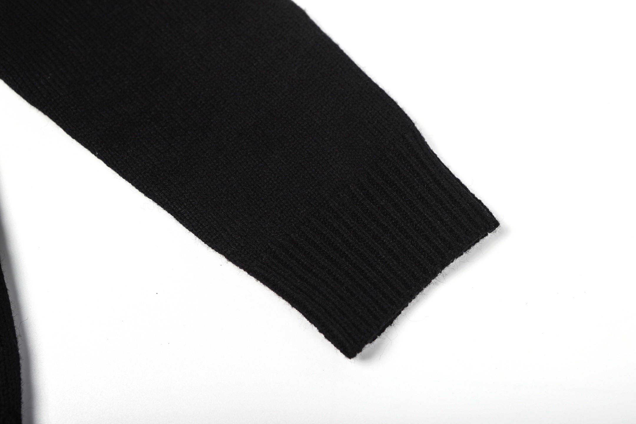 Moncler Unisex Sweatshirt Size S-XL