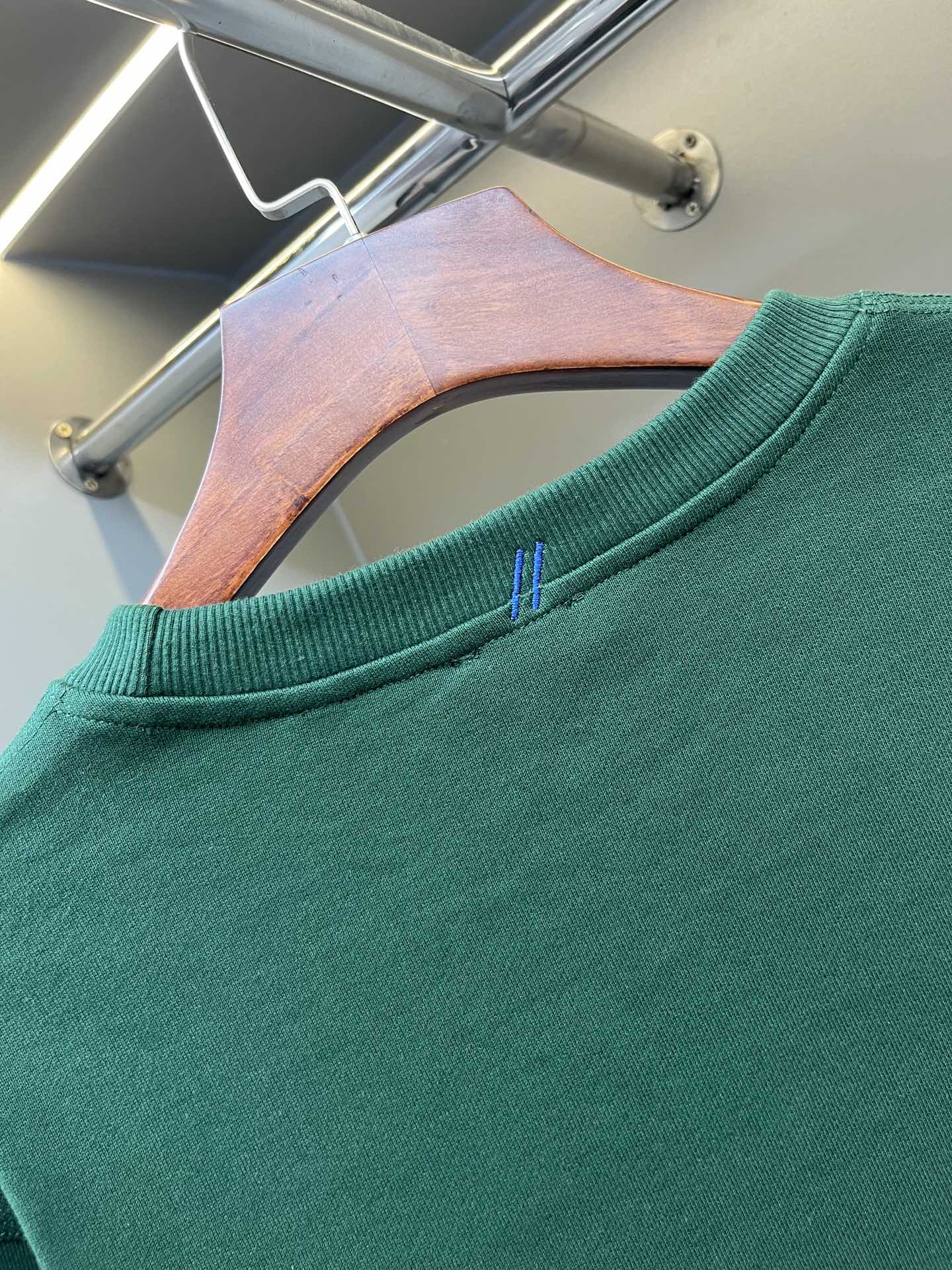 Burberry Unisex Sweatshirt Size S-XXL