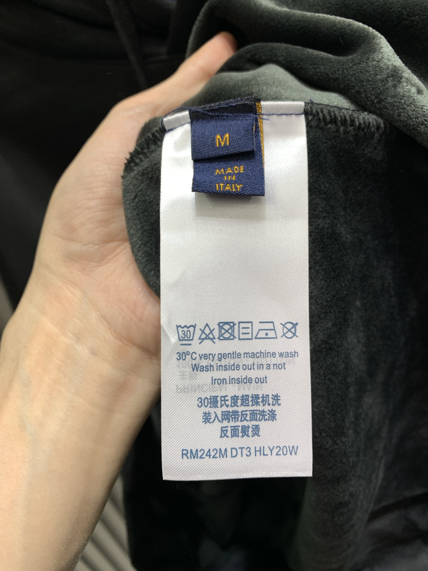 Louis Vuitton Unisex Sweatshirt Size S-XL