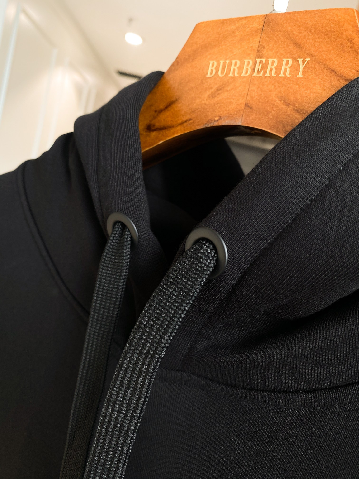 Burberry Unisex Sweatshirt Size S-XXL