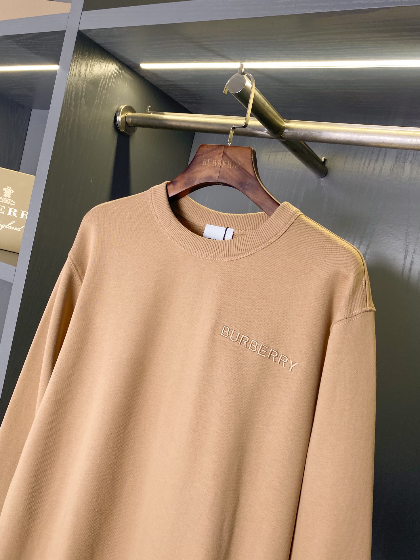 Burberry Unisex Sweatshirt Size S-XXL