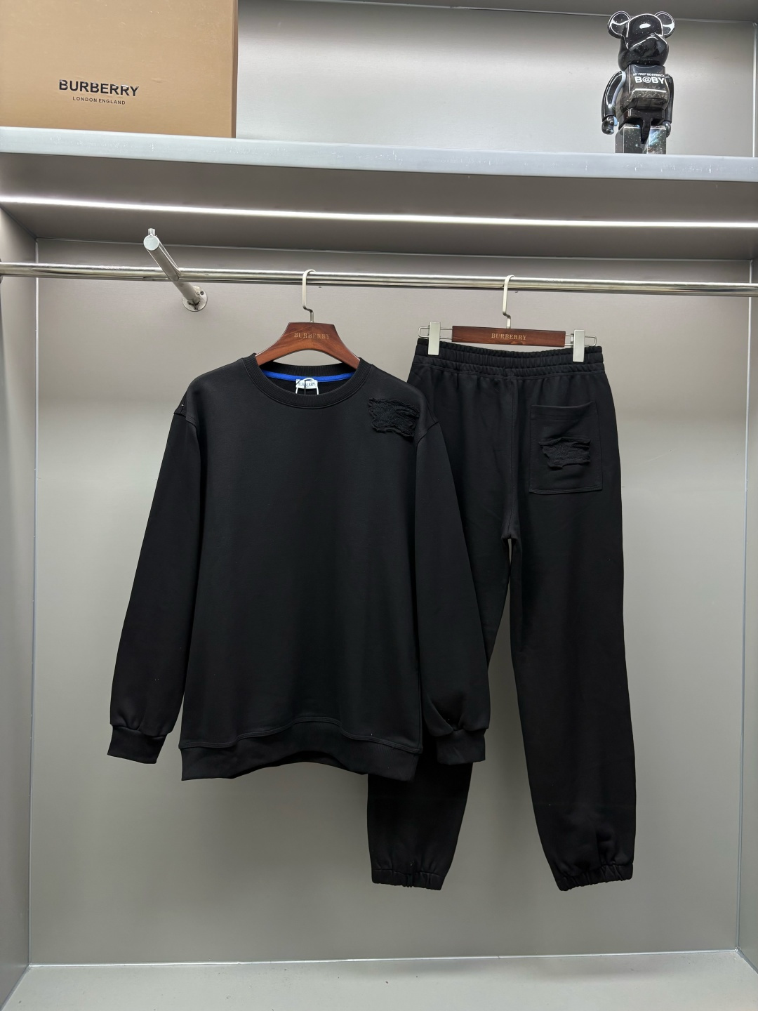 Burberry Unisex Sweatshirt Size S-XXL