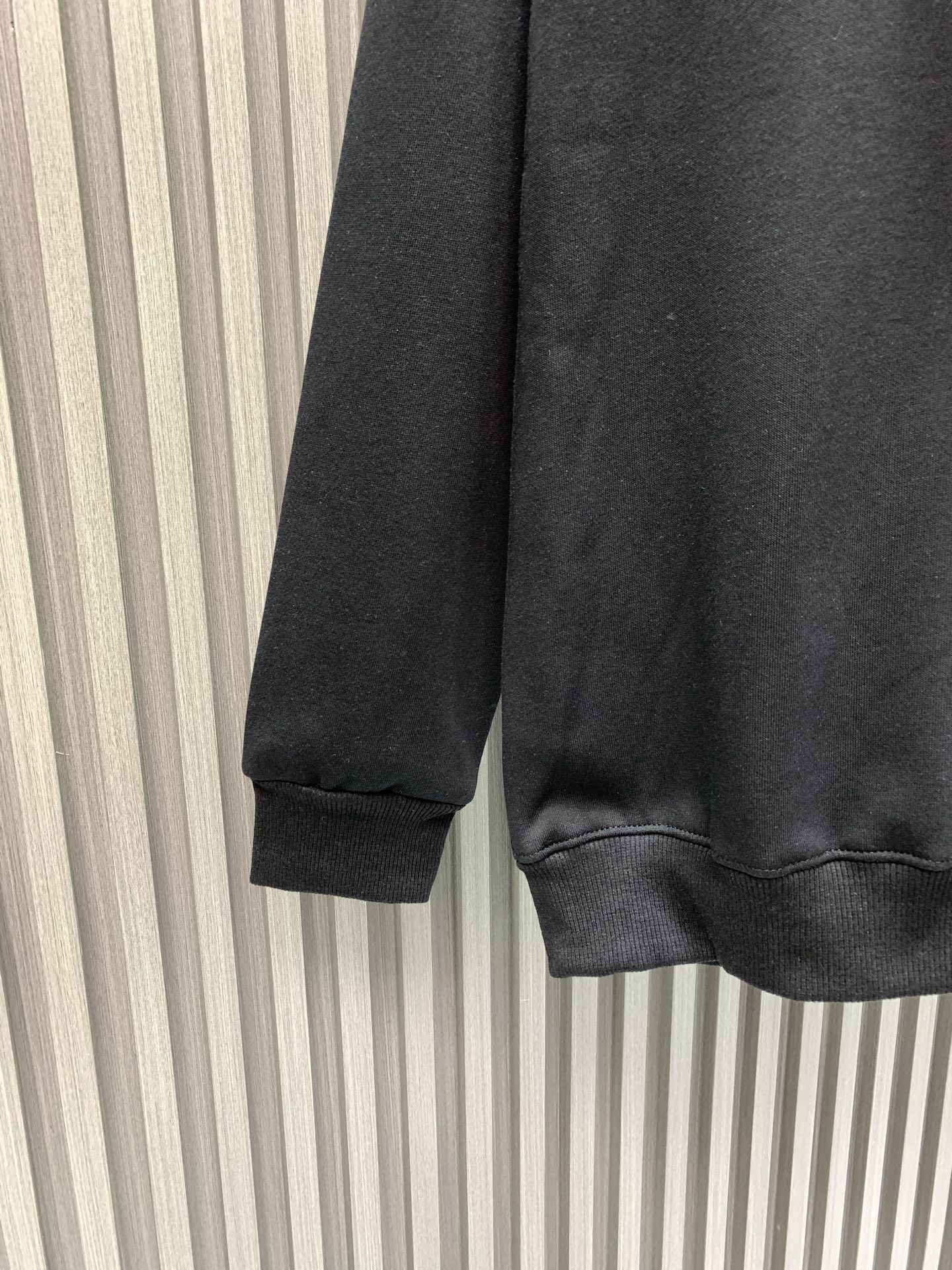 Louis Vuitton Unisex Sweatshirt Size S-XL