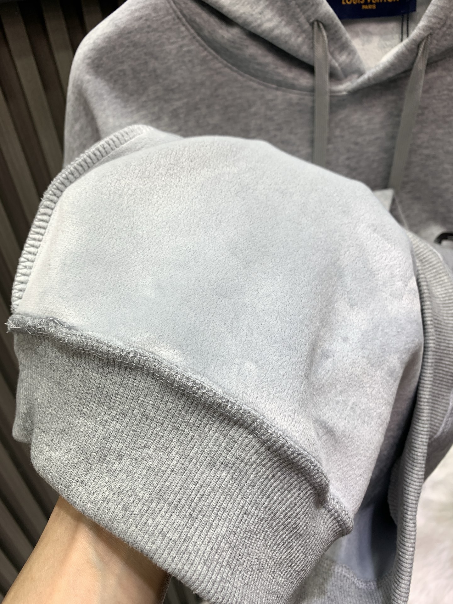 Louis Vuitton Unisex Sweatshirt Size S-XL