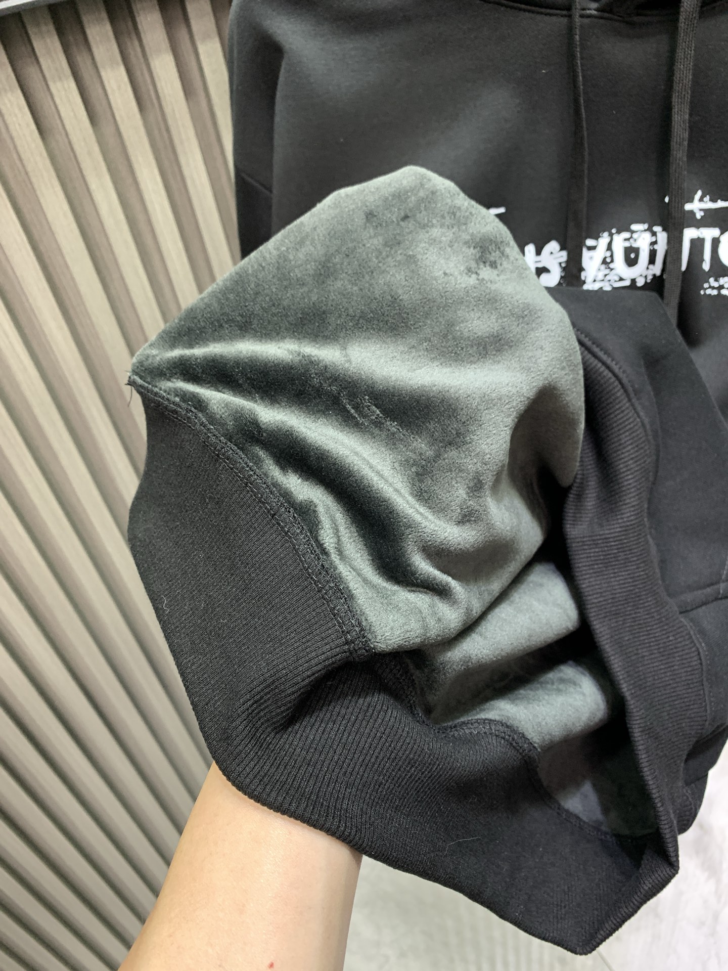 Louis Vuitton Unisex Sweatshirt Size S-XL