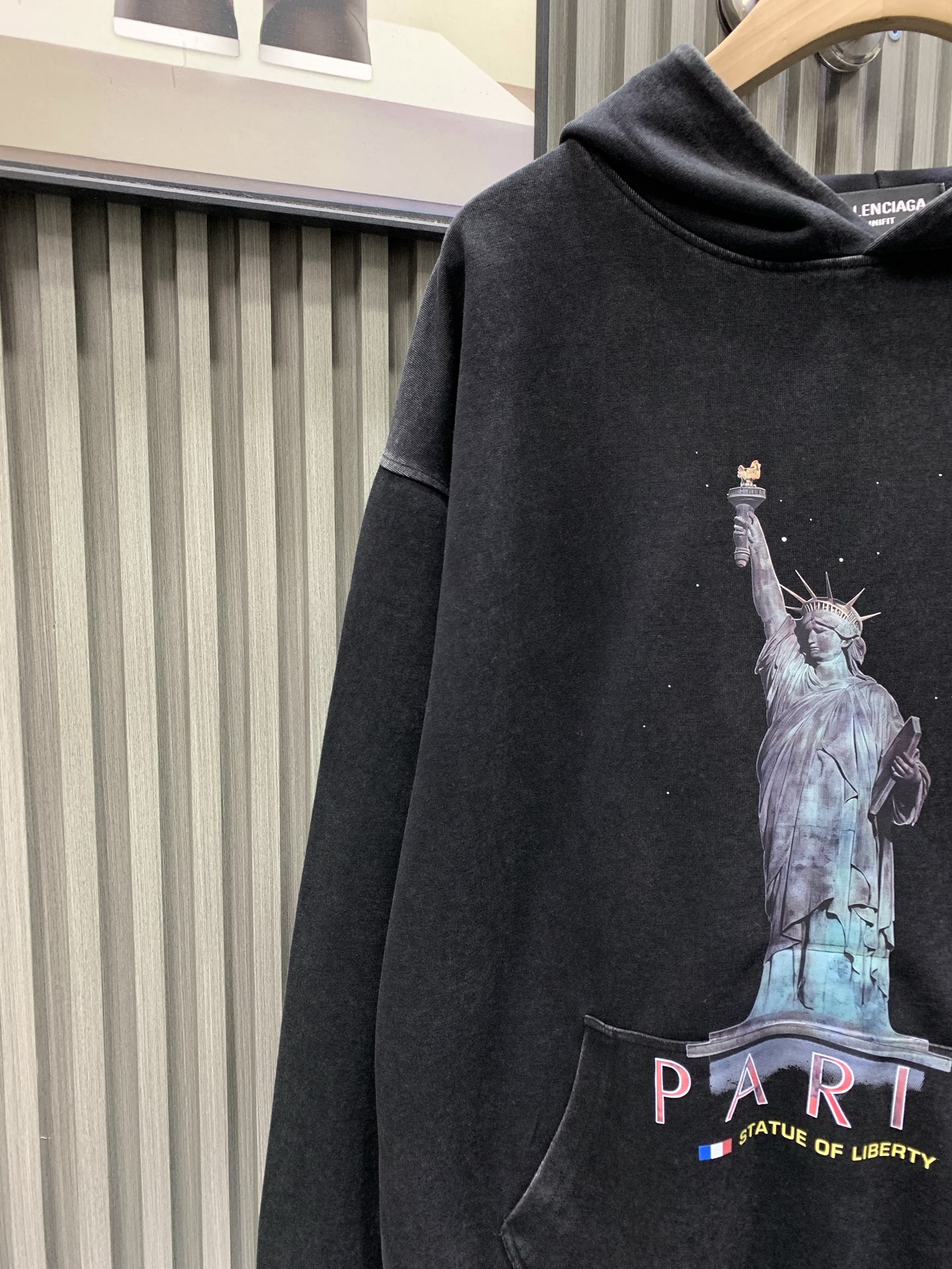 Balenciaga Unisex Sweatshirt Size S-XL