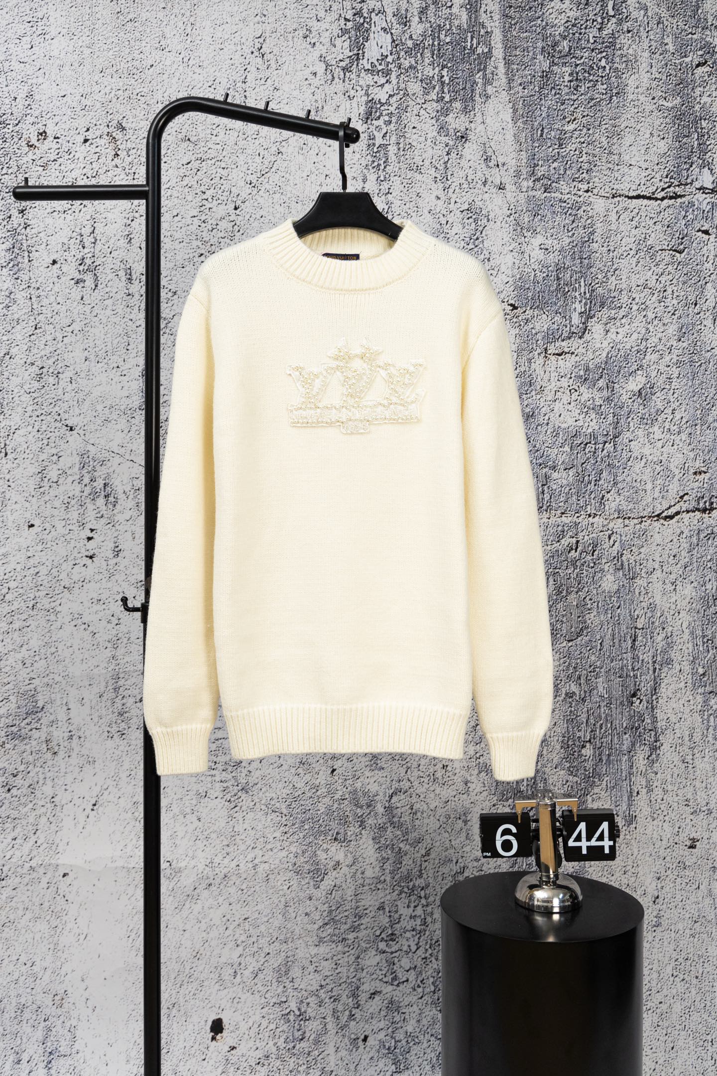 Louis Vuitton Unisex Sweatshirt Size S-XL