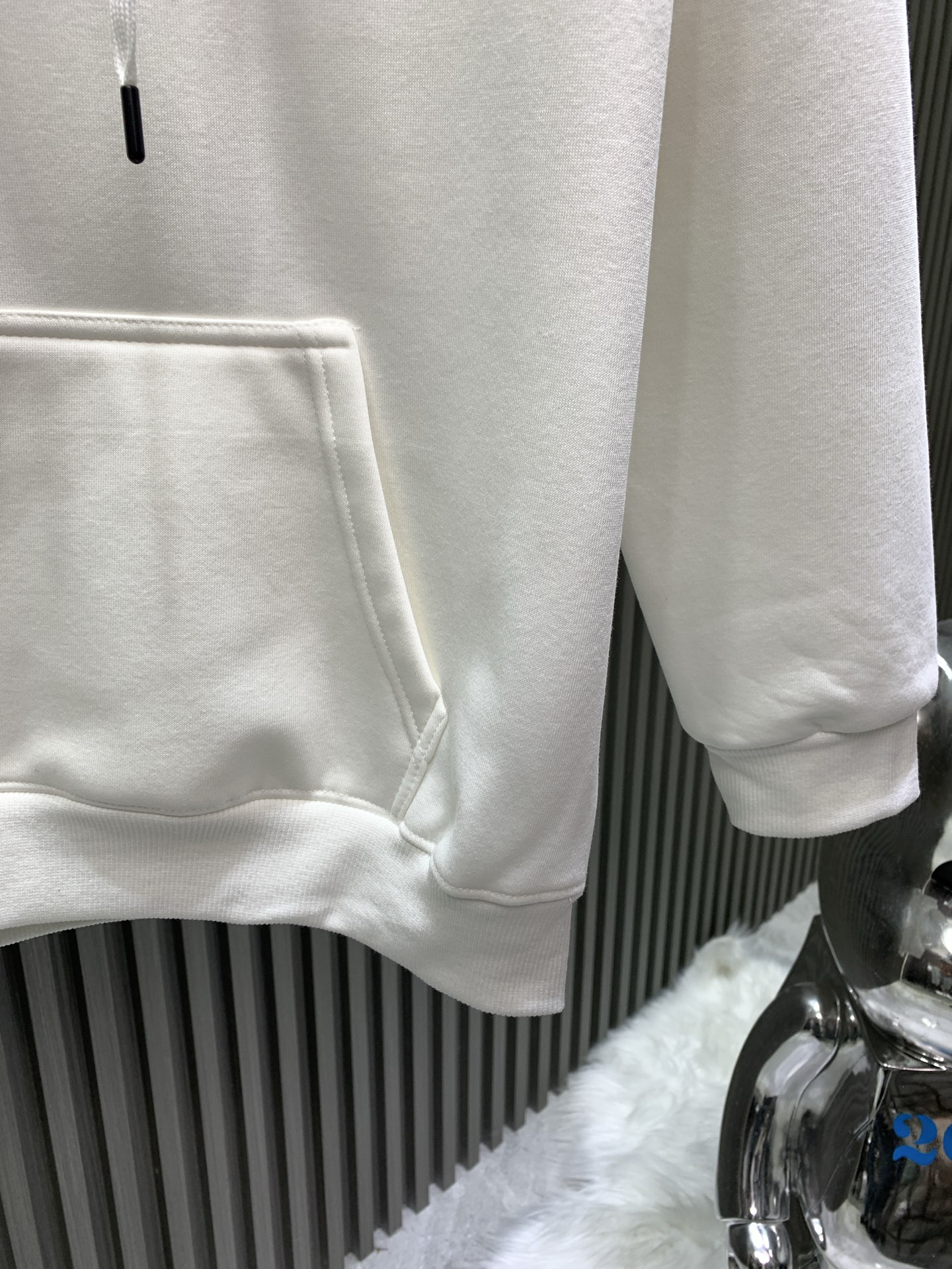 Louis Vuitton Unisex Sweatshirt Size S-XL