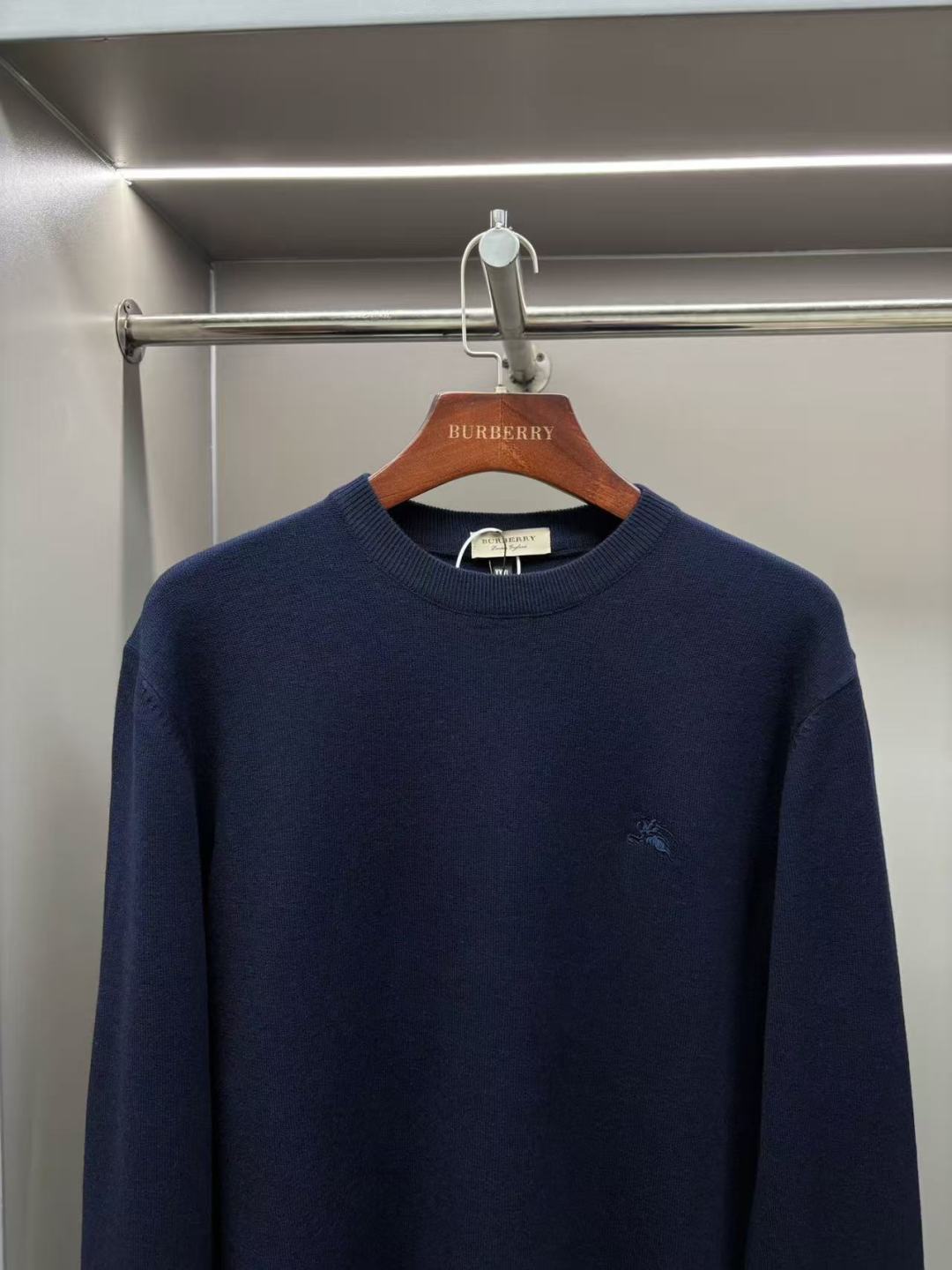 Burberry Unisex Sweatshirt Size L-4XL