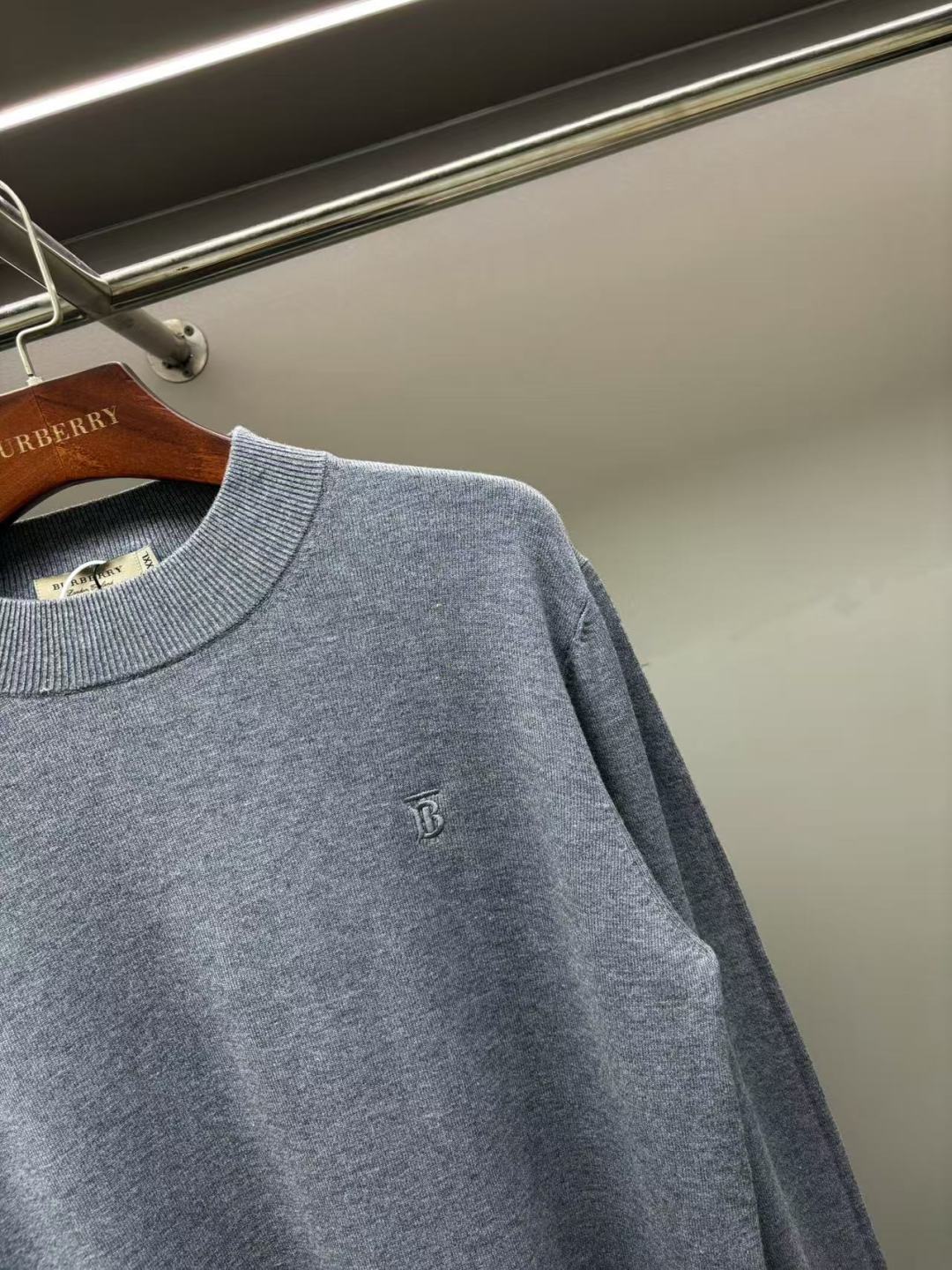 Burberry Unisex Sweatshirt Size L-4XL