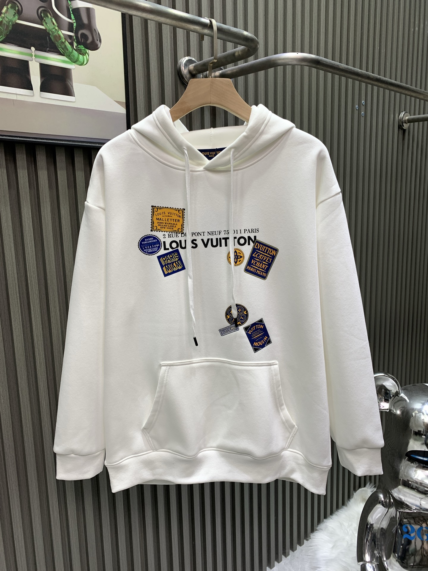 Louis Vuitton Unisex Sweatshirt Size S-XL