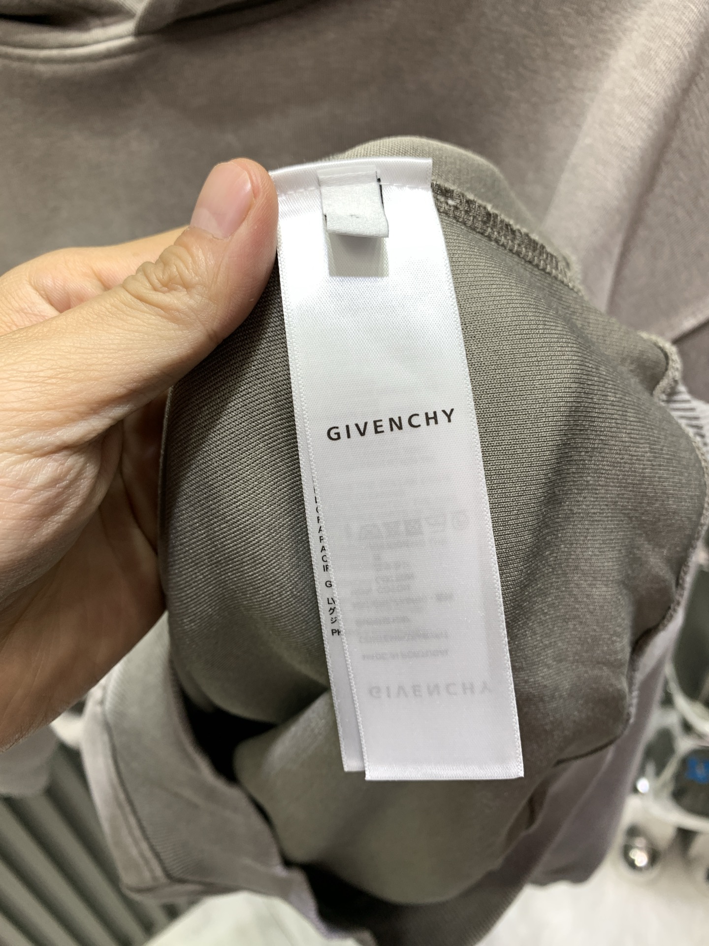 Givenchy Unisex Sweatshirt Size S-XL