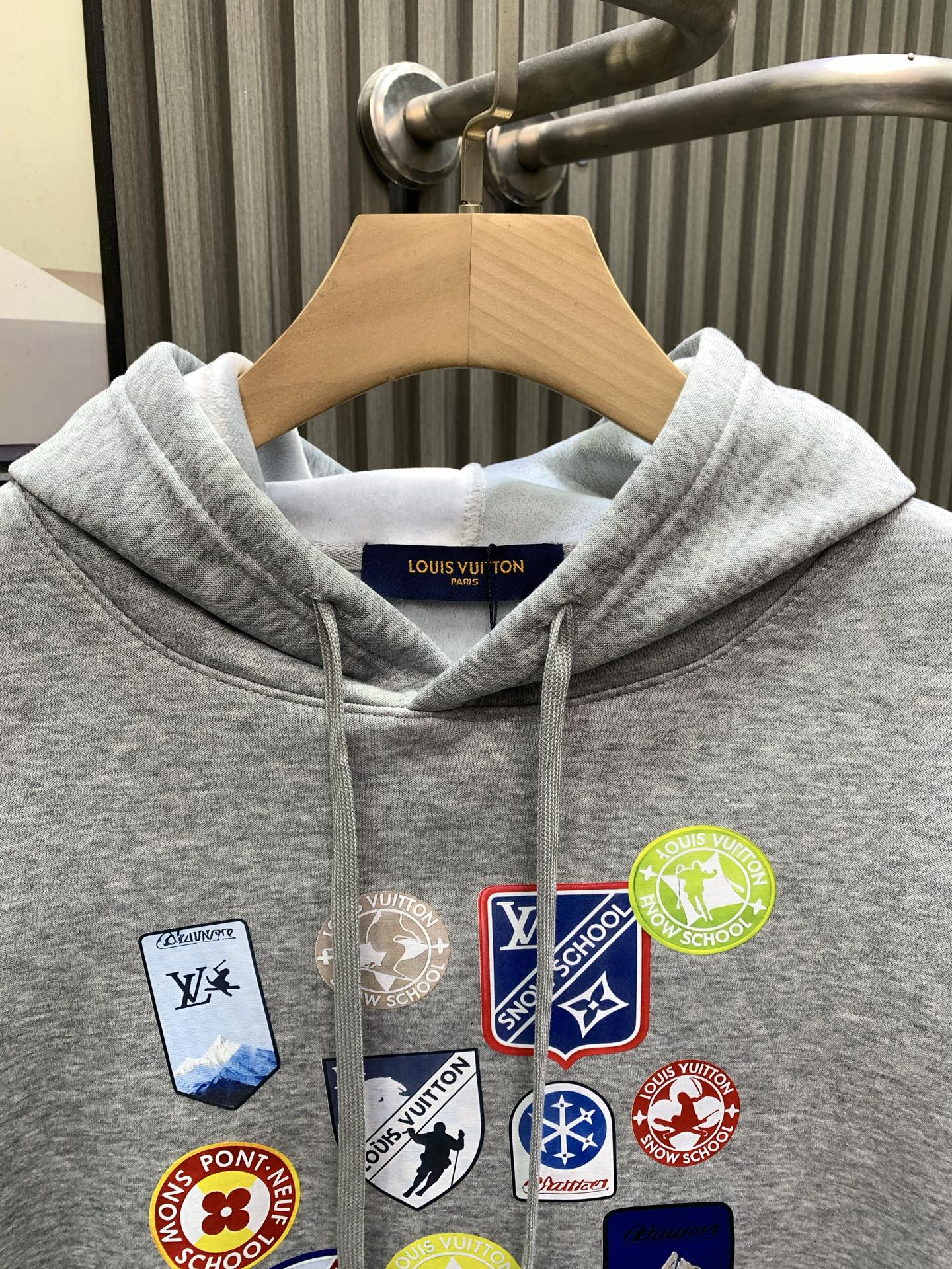 Louis Vuitton Unisex Sweatshirt Size S-XL