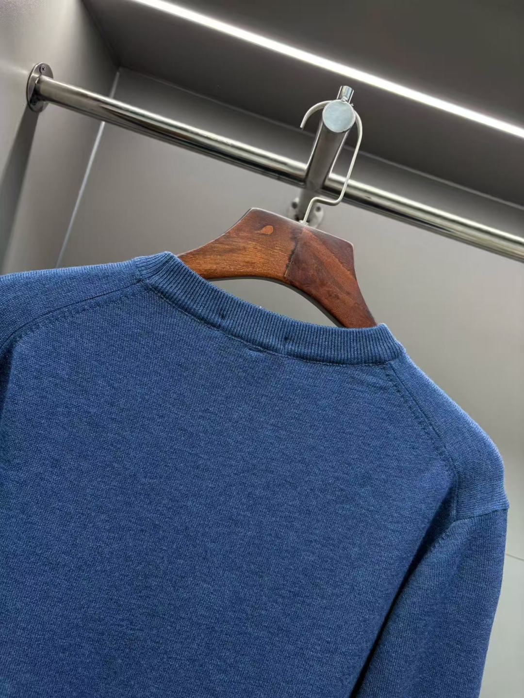 Burberry Unisex Sweatshirt Size L-4XL