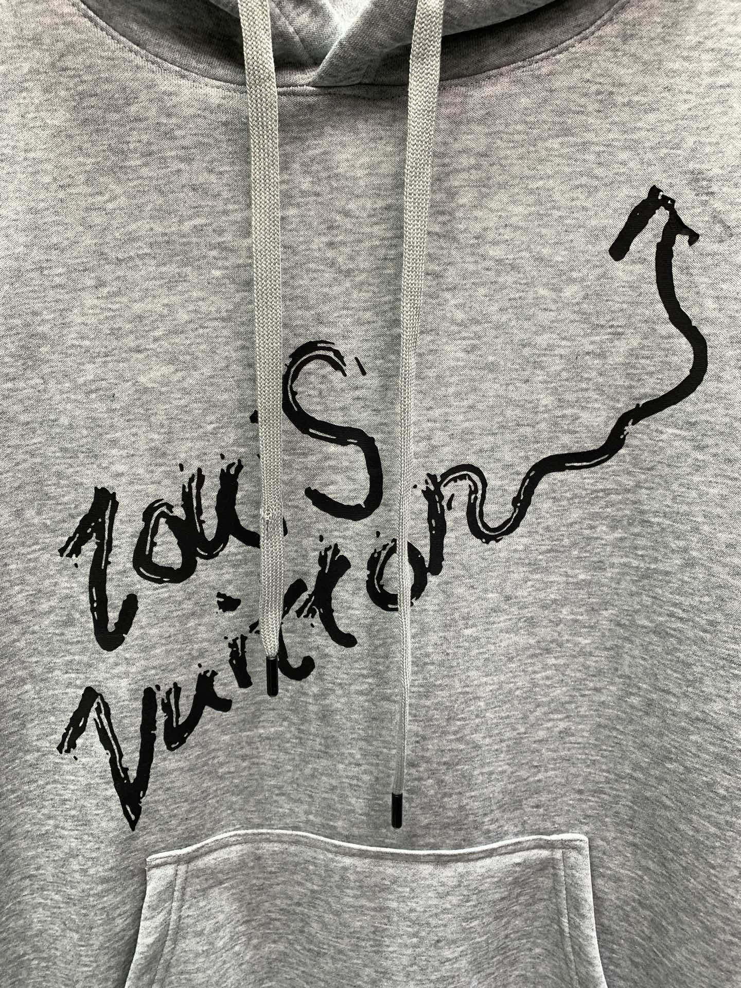 Louis Vuitton Unisex Sweatshirt Size S-XL