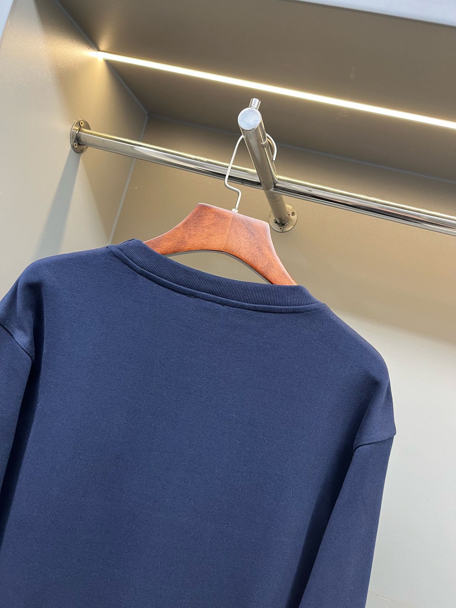 Burberry Unisex Sweatshirt Size S-XXL