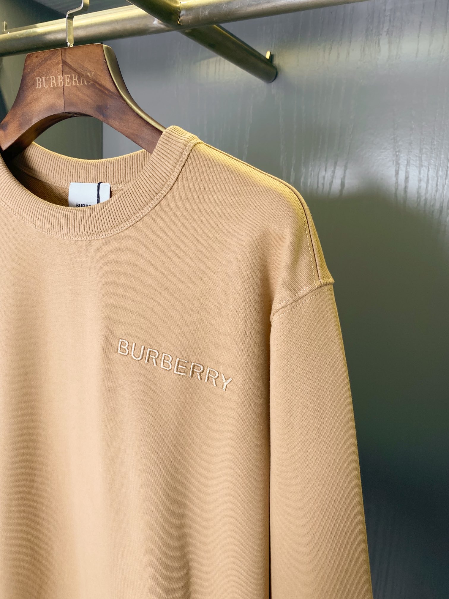 Burberry Unisex Sweatshirt Size S-XXL