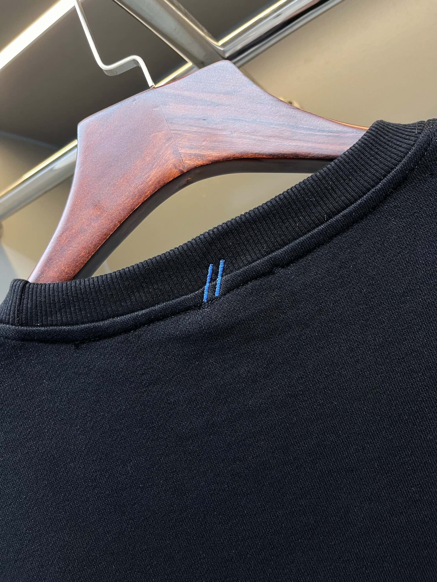 Burberry Unisex Sweatshirt Size S-XXL