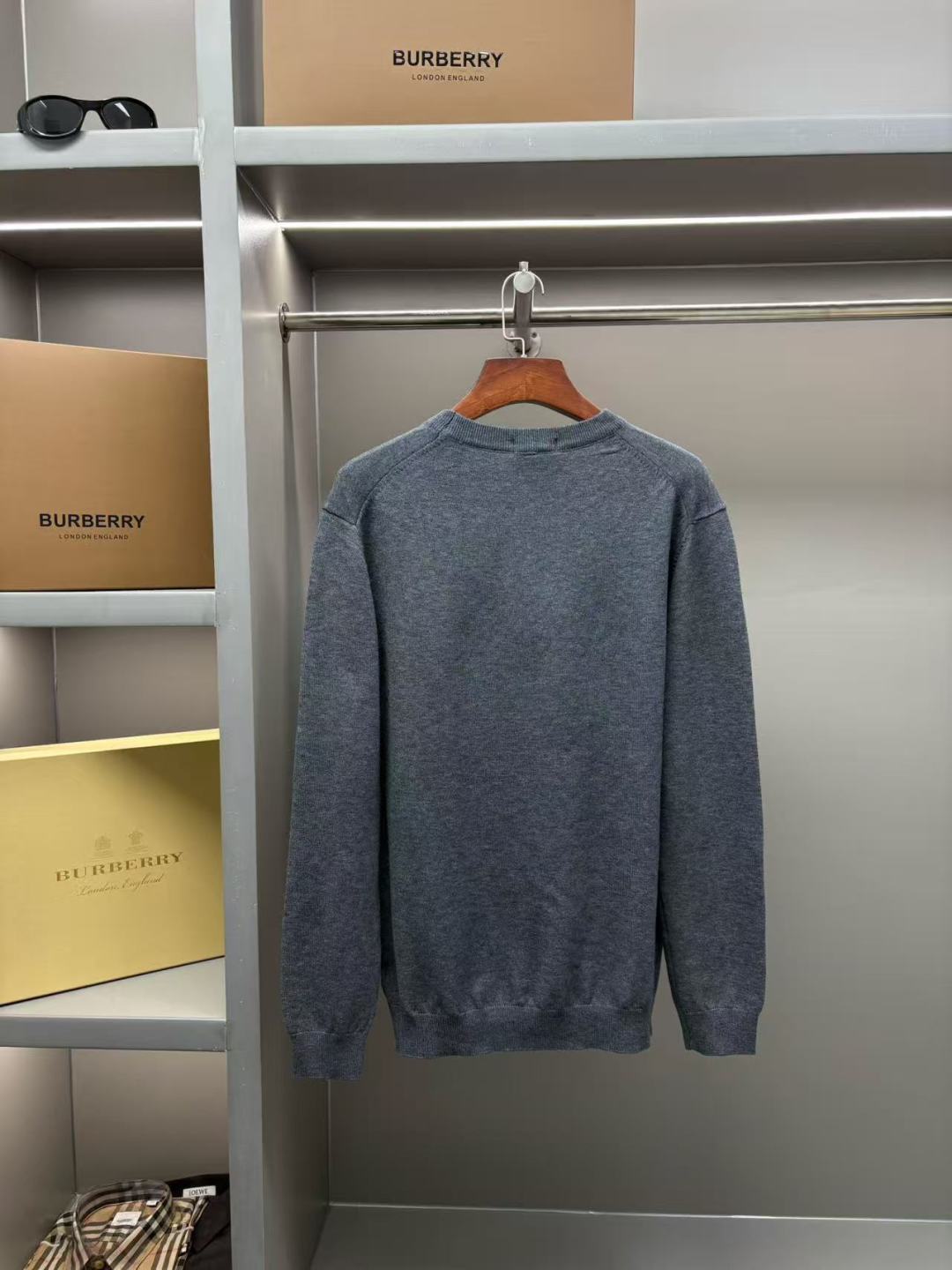 Burberry Unisex Sweatshirt Size L-4XL