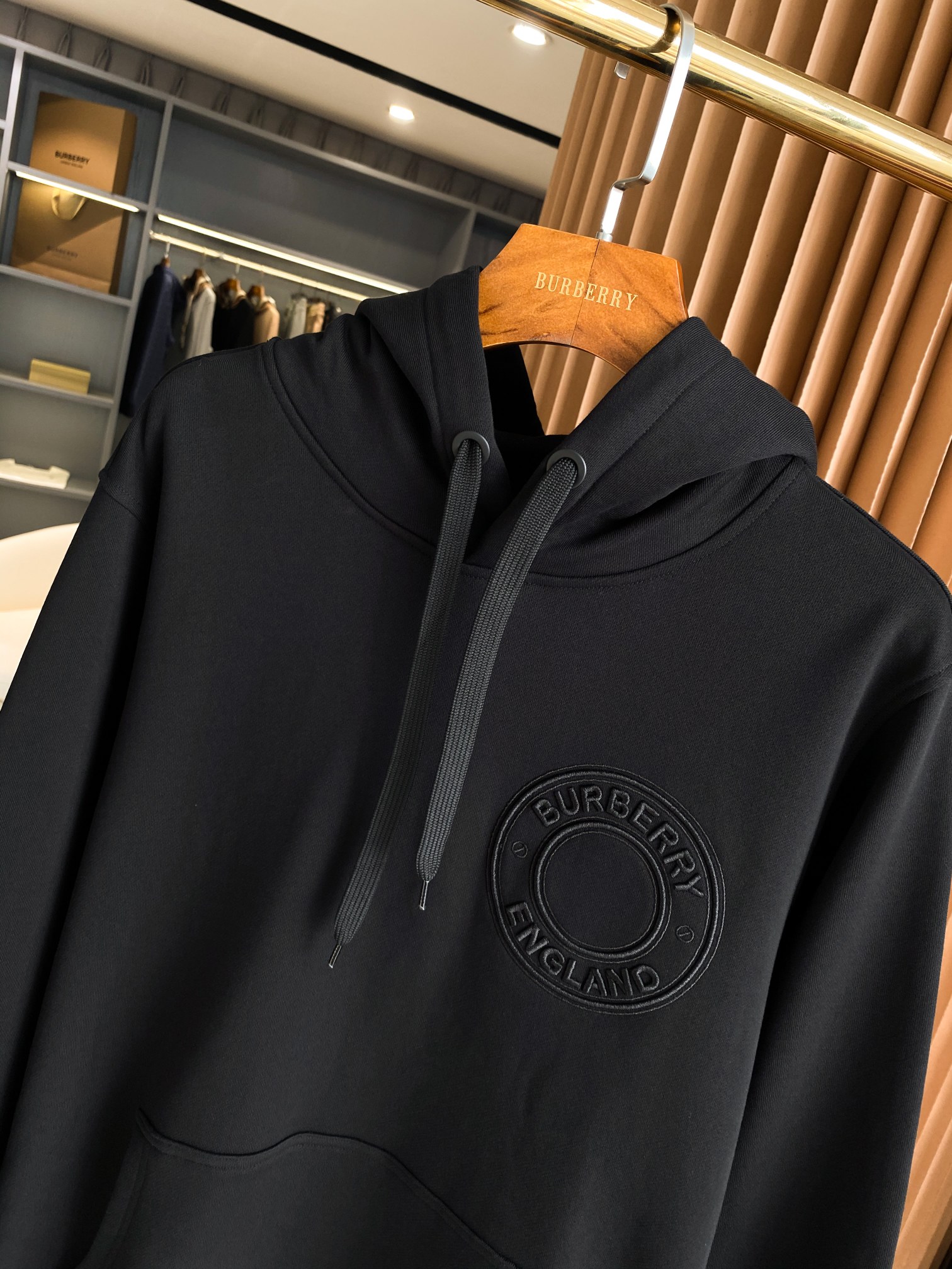 Burberry Unisex Sweatshirt Size S-XXL