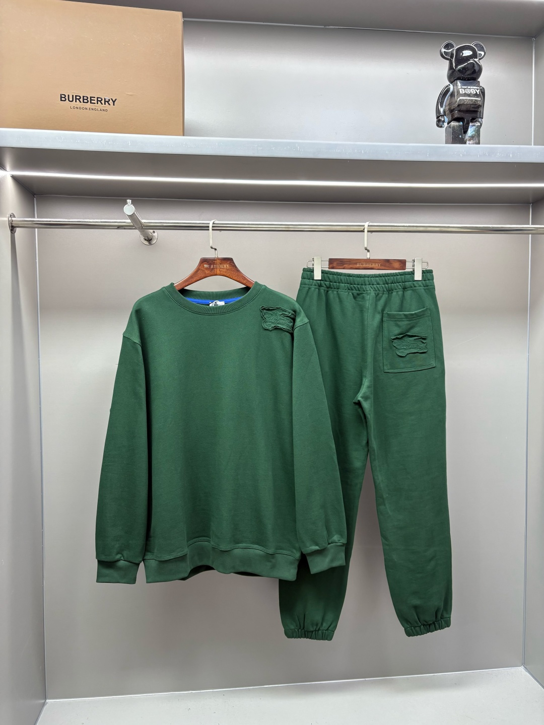 Burberry Unisex Sweatshirt Size S-XXL