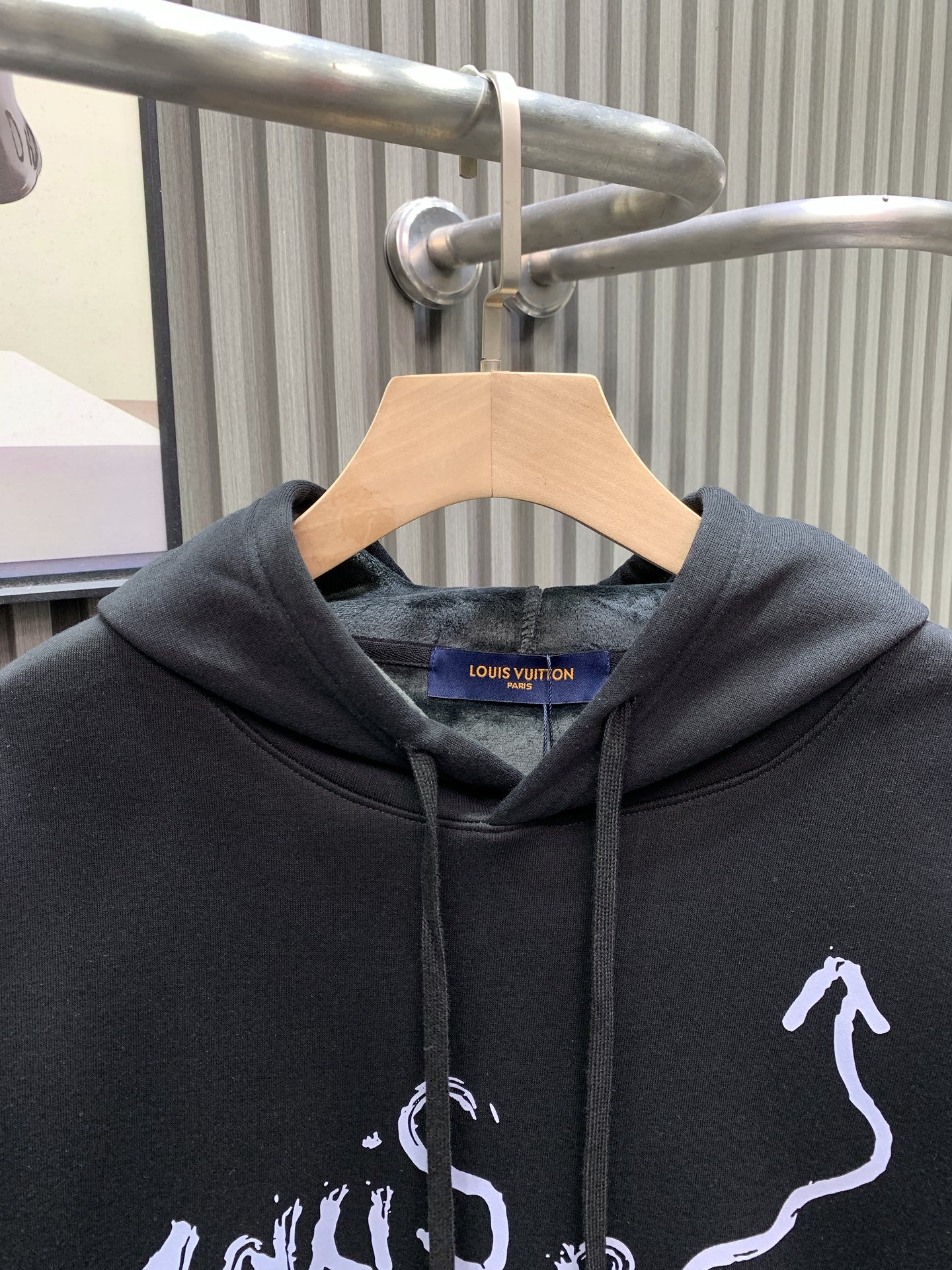 Louis Vuitton Unisex Sweatshirt Size S-XL