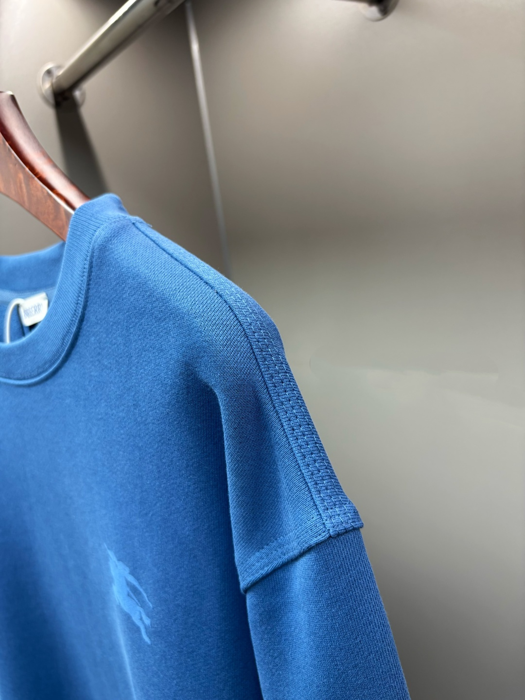 Burberry Unisex Sweatshirt Size S-XXL